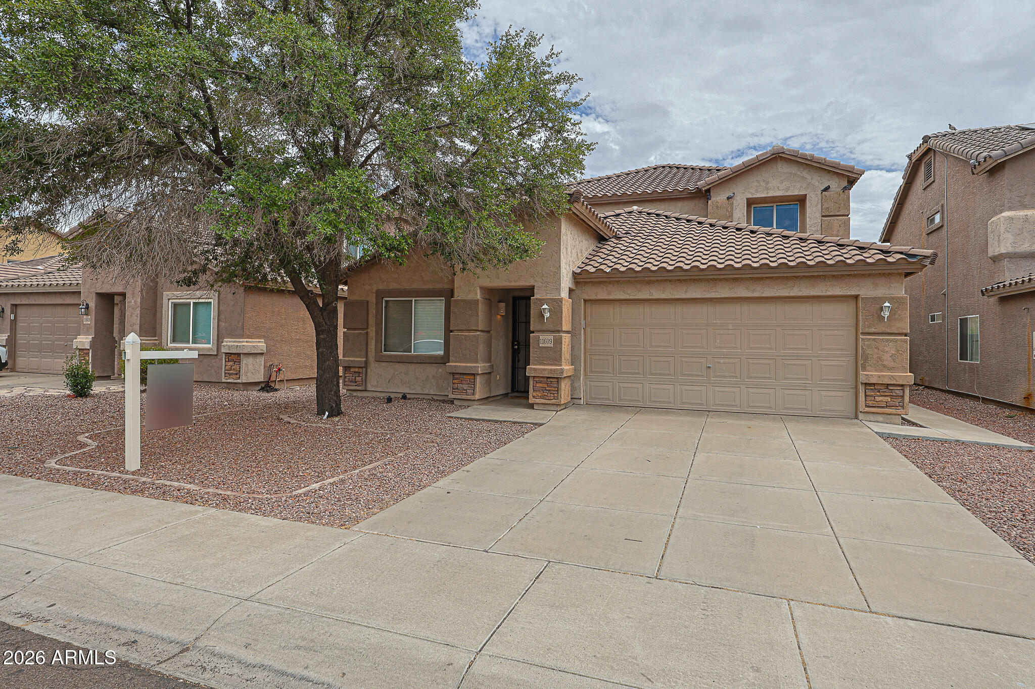 11609 W HACKBARTH Drive