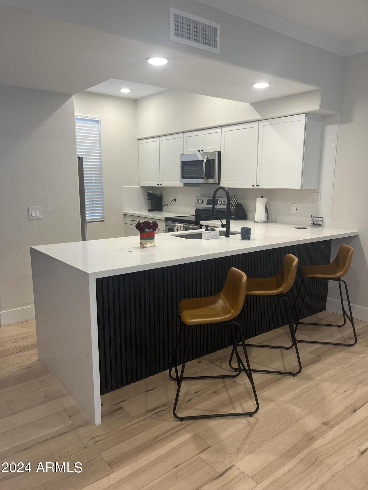 Scottsdale, Arizona 85255, United States, 2 Bedrooms Bedrooms, ,3 BathroomsBathrooms,Residential,Active,50571