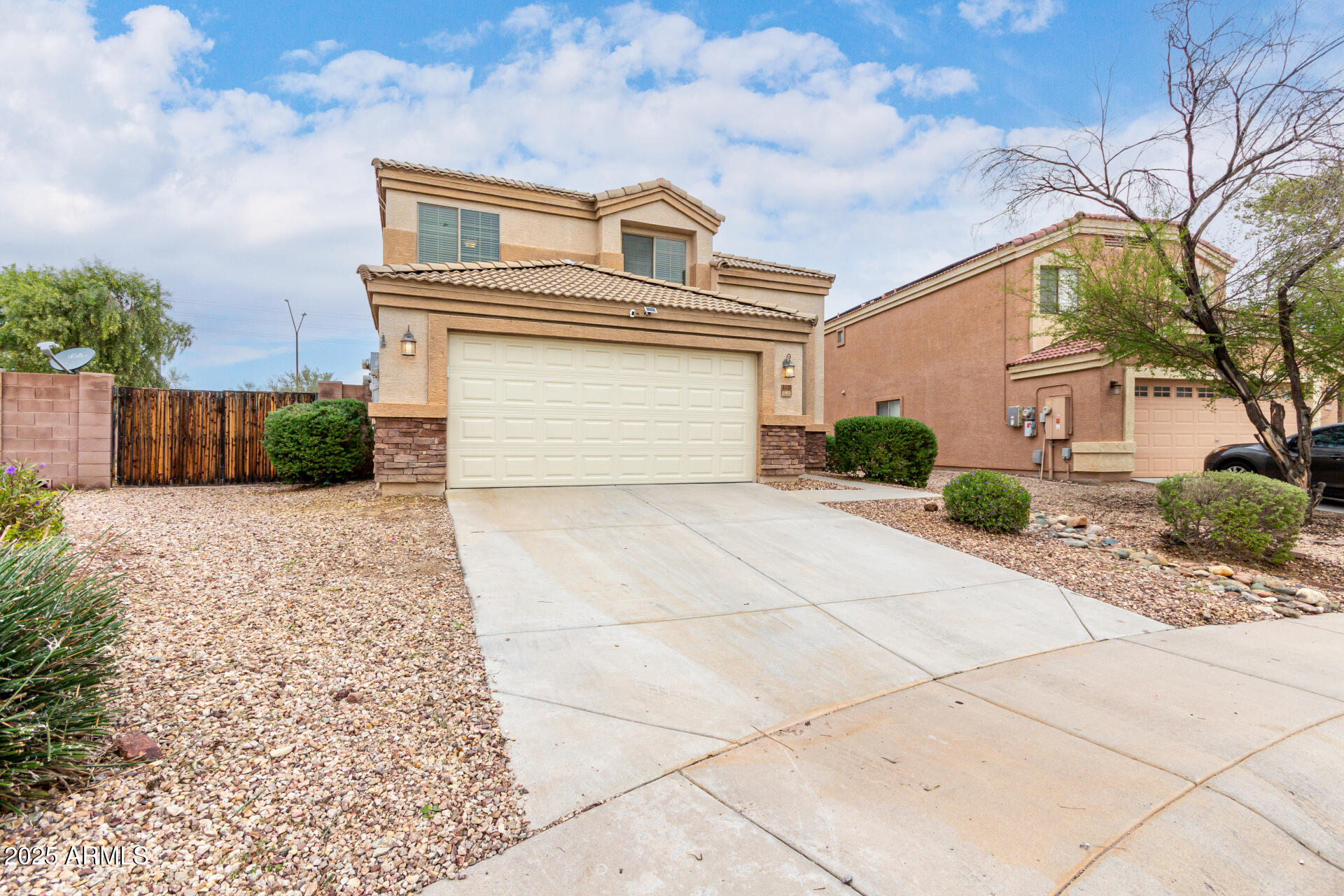 23236 W YAVAPAI Street