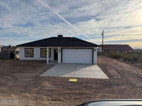 Property photo of 8583 S Thunderbird Drive, Safford, AZ 85546