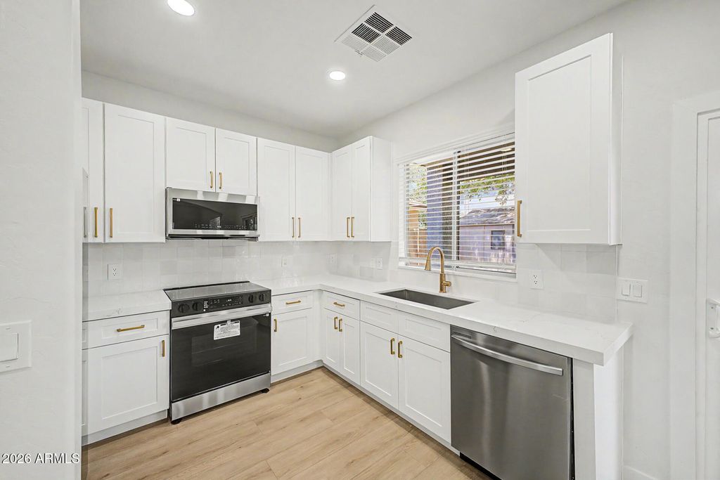 Photo of 10726 E Portobello Avenue, Mesa, AZ 85212 (MLS # 7026531)