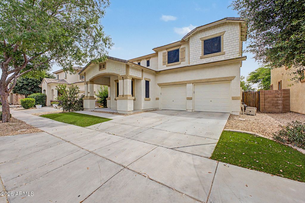 Photo of 3879 E Bridgeport Parkway, Gilbert, AZ 85295 (MLS # 7031064)