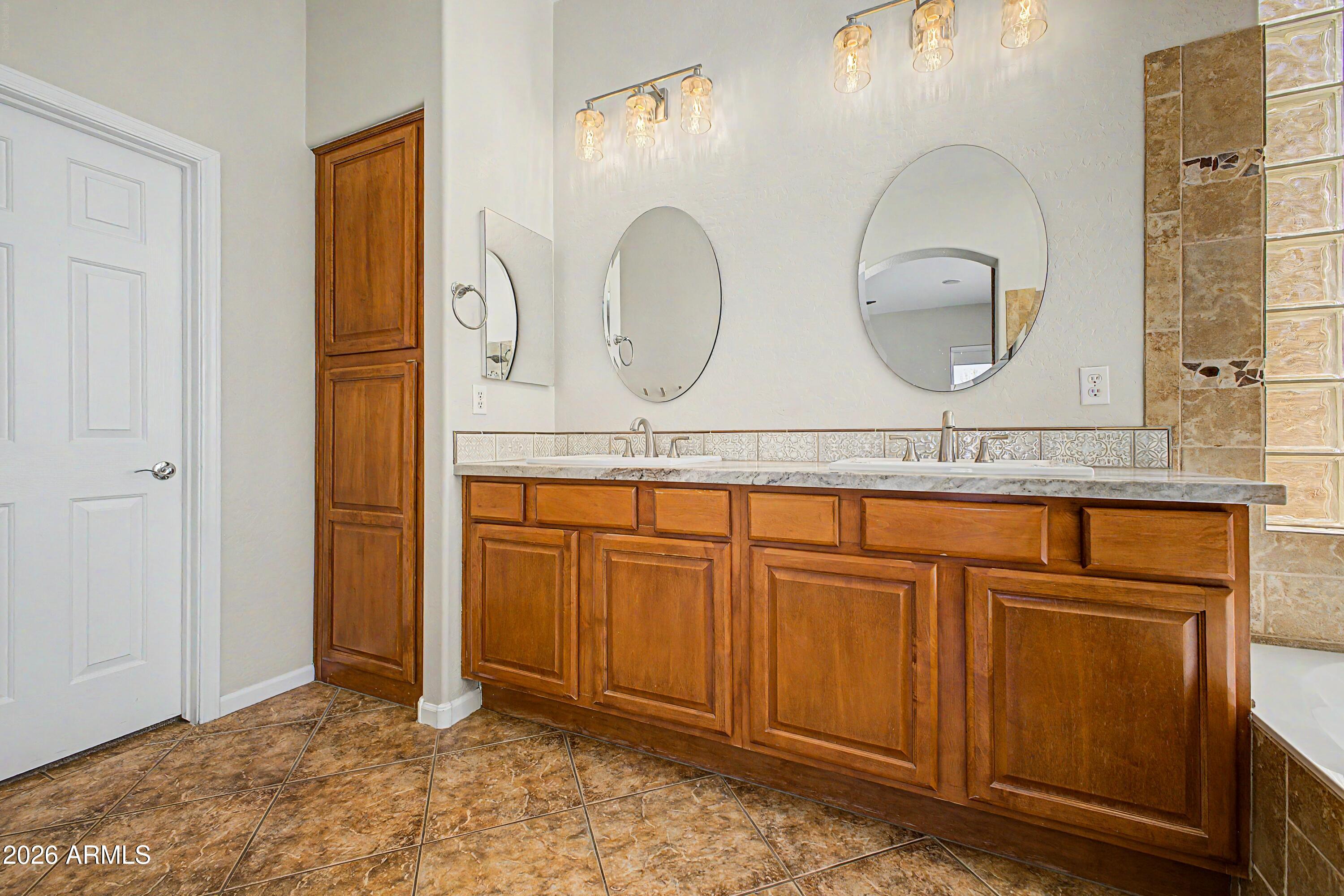 COLINA DEL NORTE - Residential