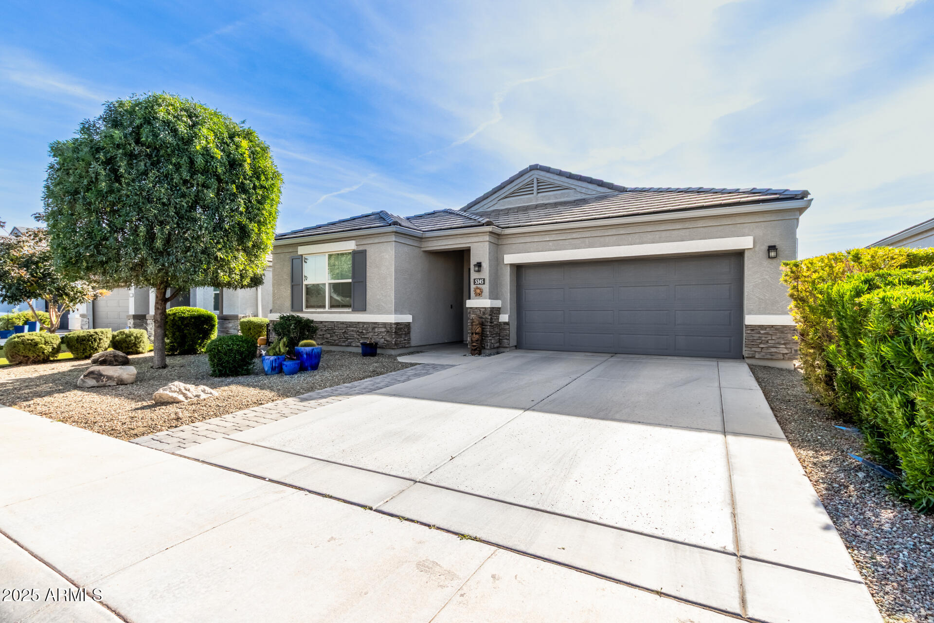 5345 W ALTA MESA Avenue