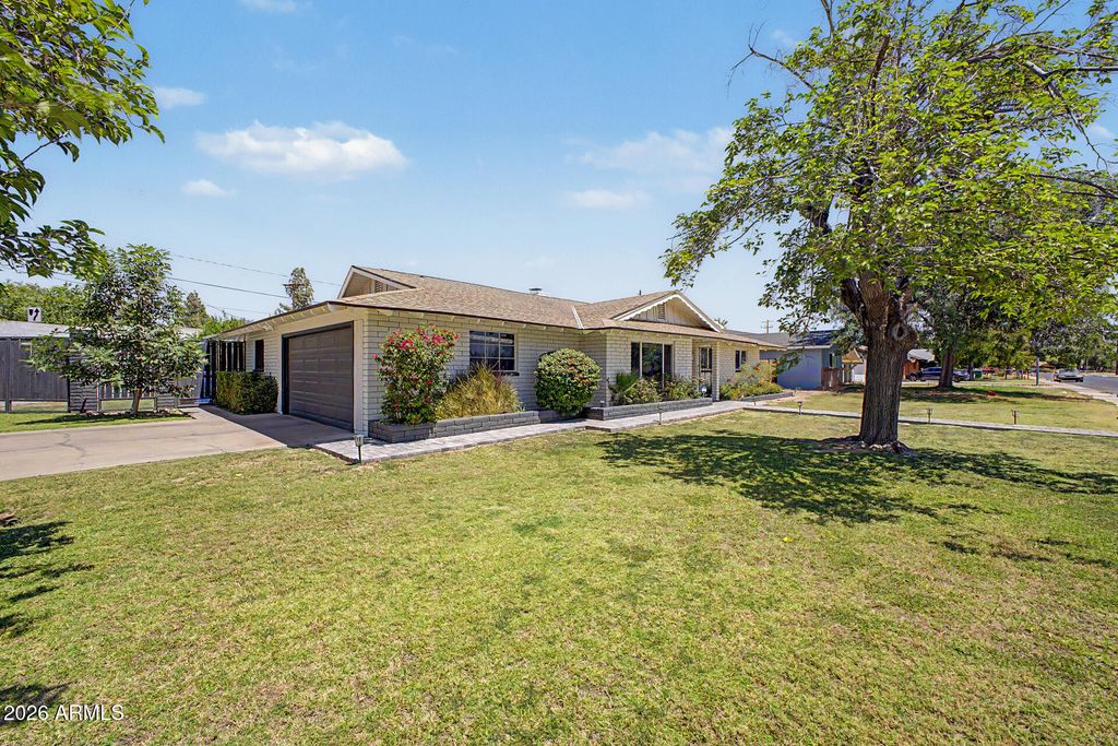 Photo of 769 N Young, Mesa, AZ 85203 (MLS # 7024129)