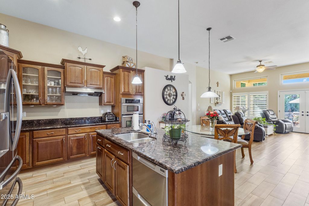 Photo of 44545 W Vineyard Street, Maricopa, AZ 85139 (MLS # 6942588)