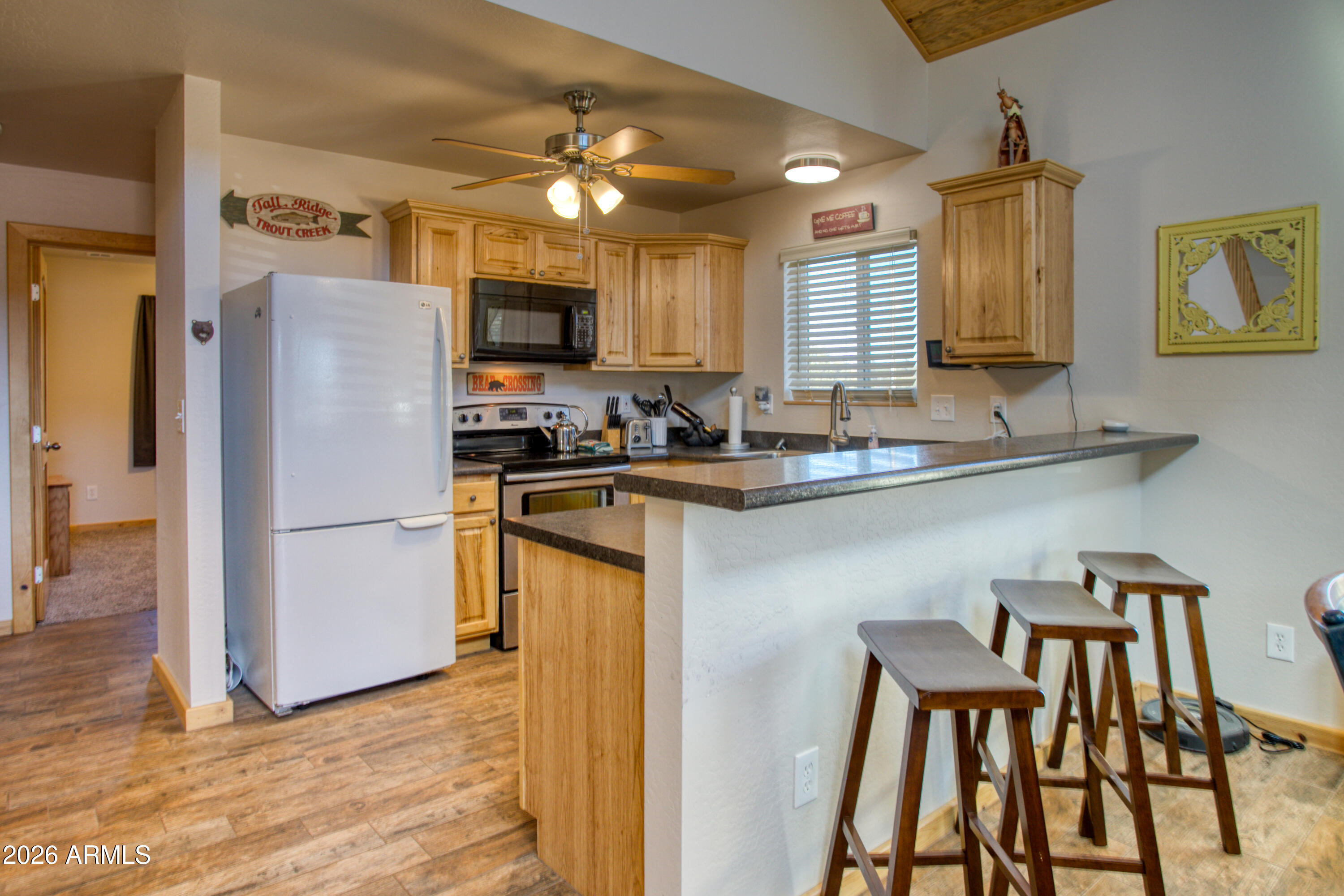 2751 PINE VIEW Court