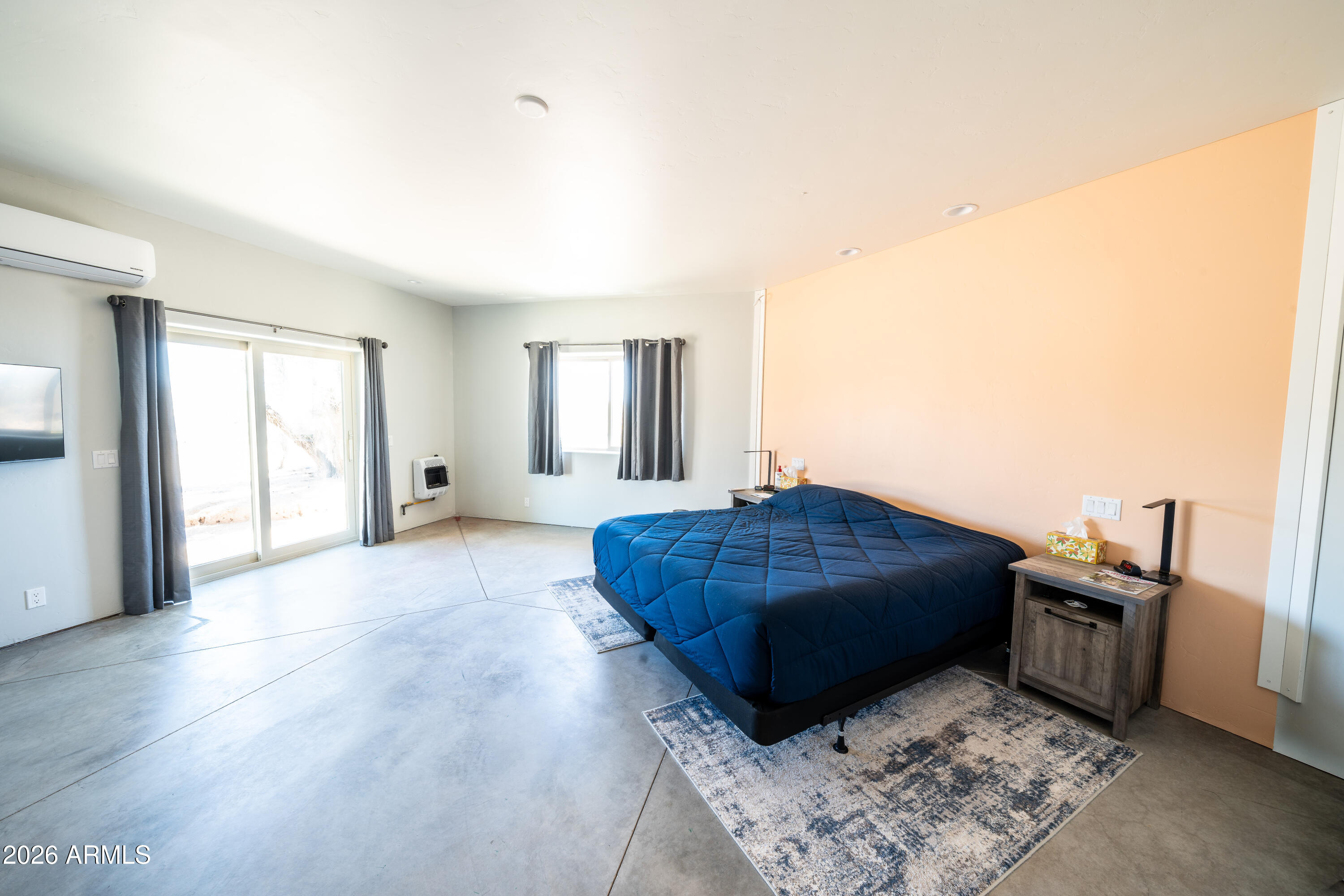 4267 E Juniper Drive