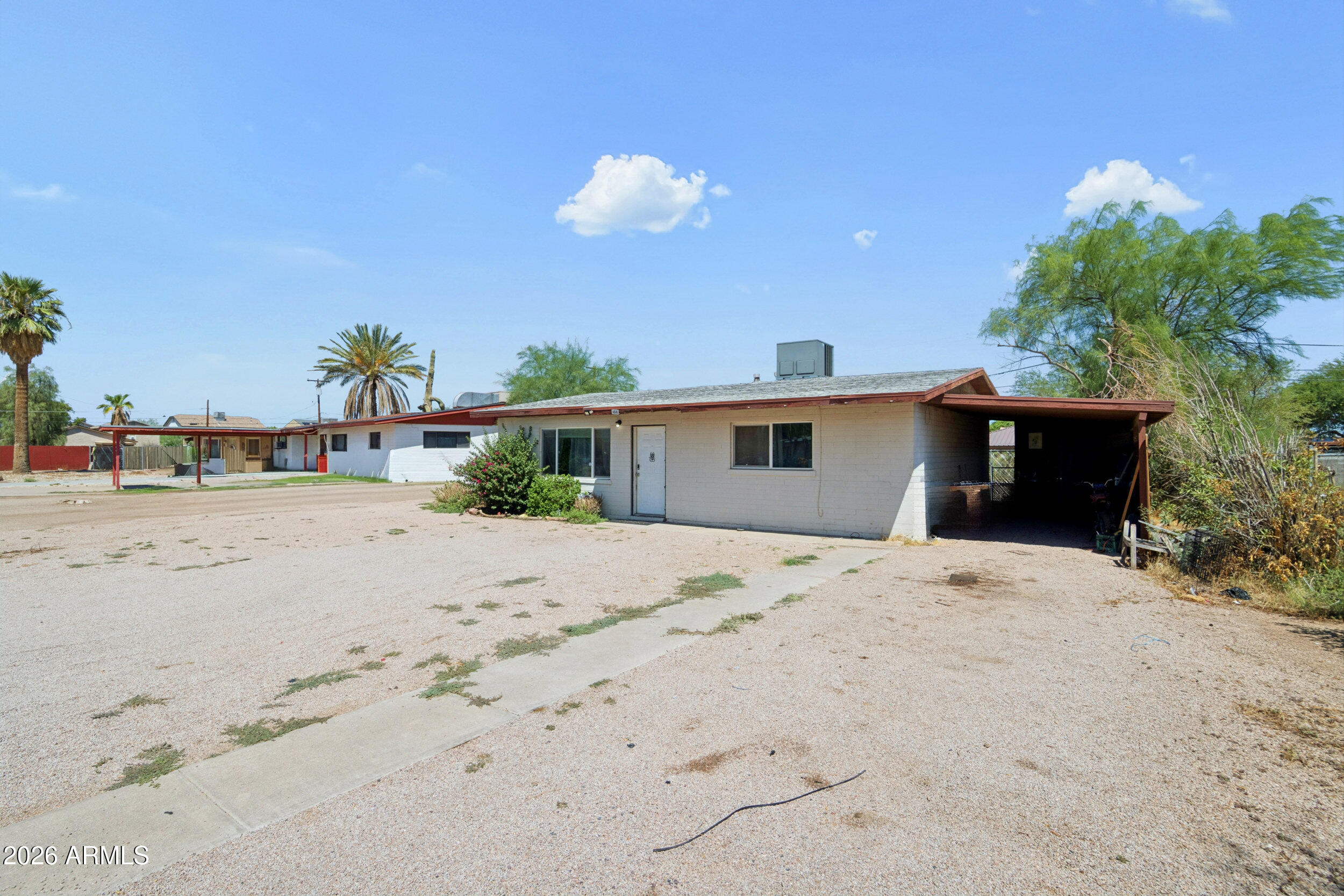 414 W BUTTE Circle