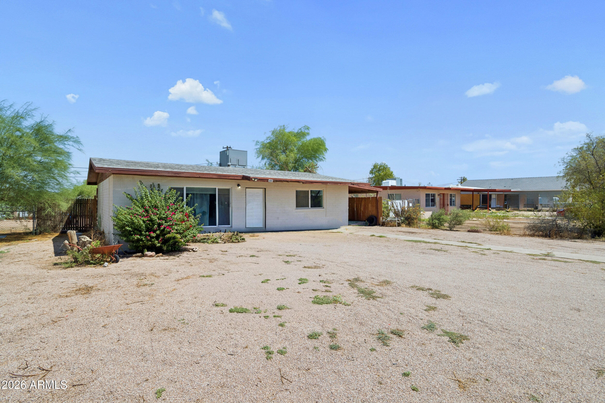 414 W BUTTE Circle