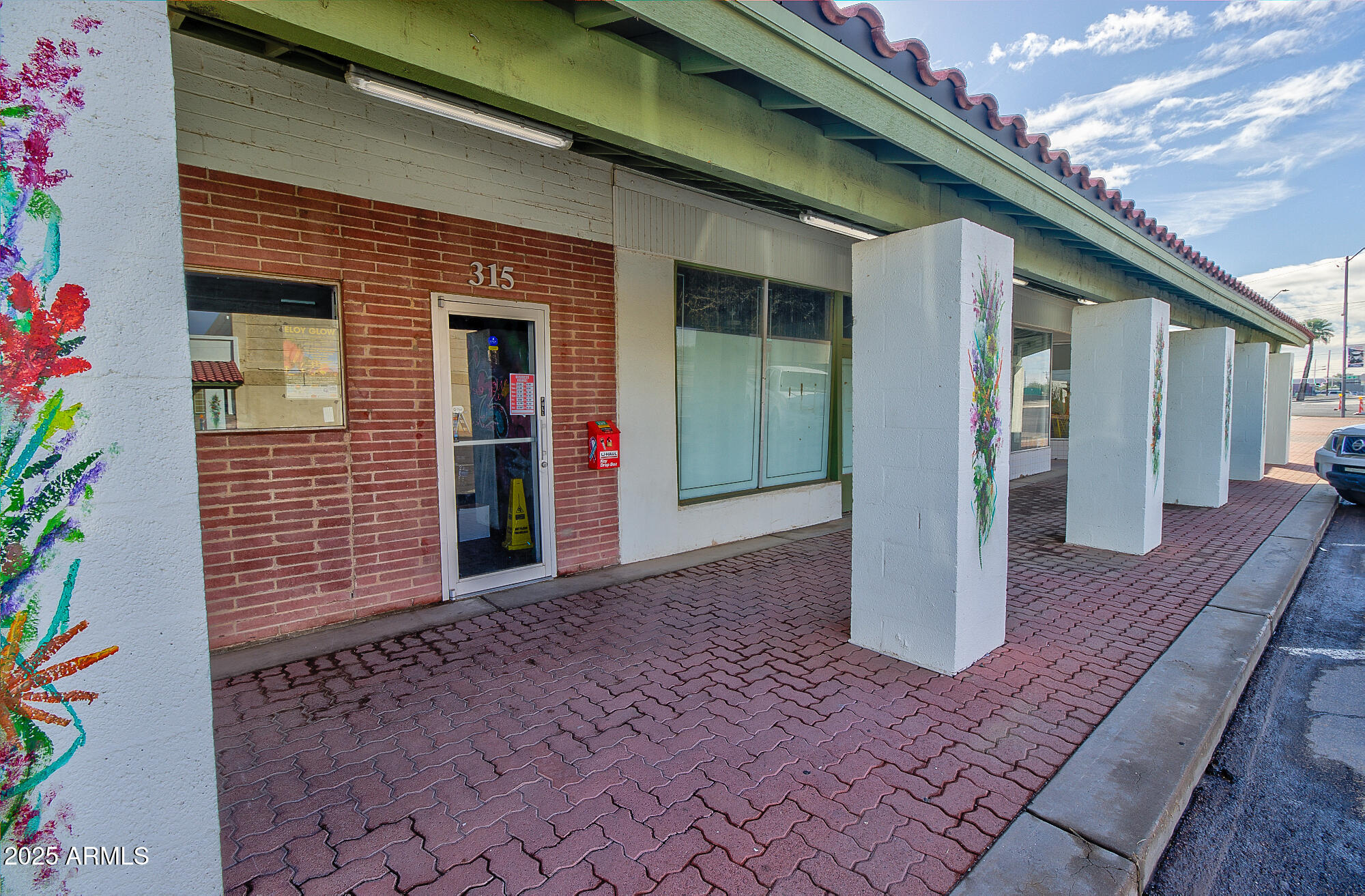 311 N MAIN Street