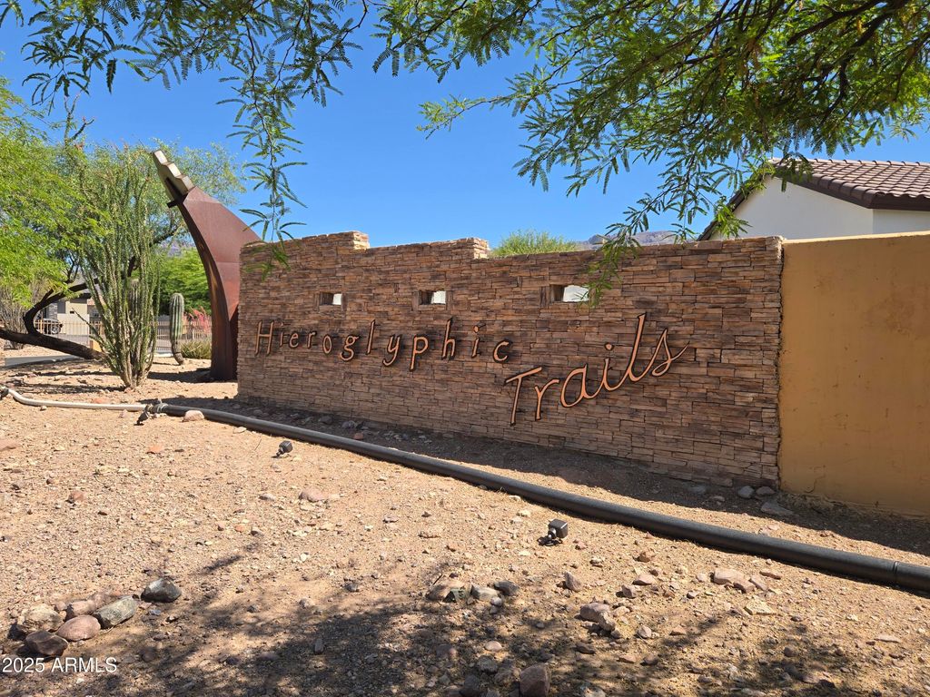 Photo of 10667 E Walking Stick Way #21, Gold Canyon, AZ 85118 (MLS # 6868319)