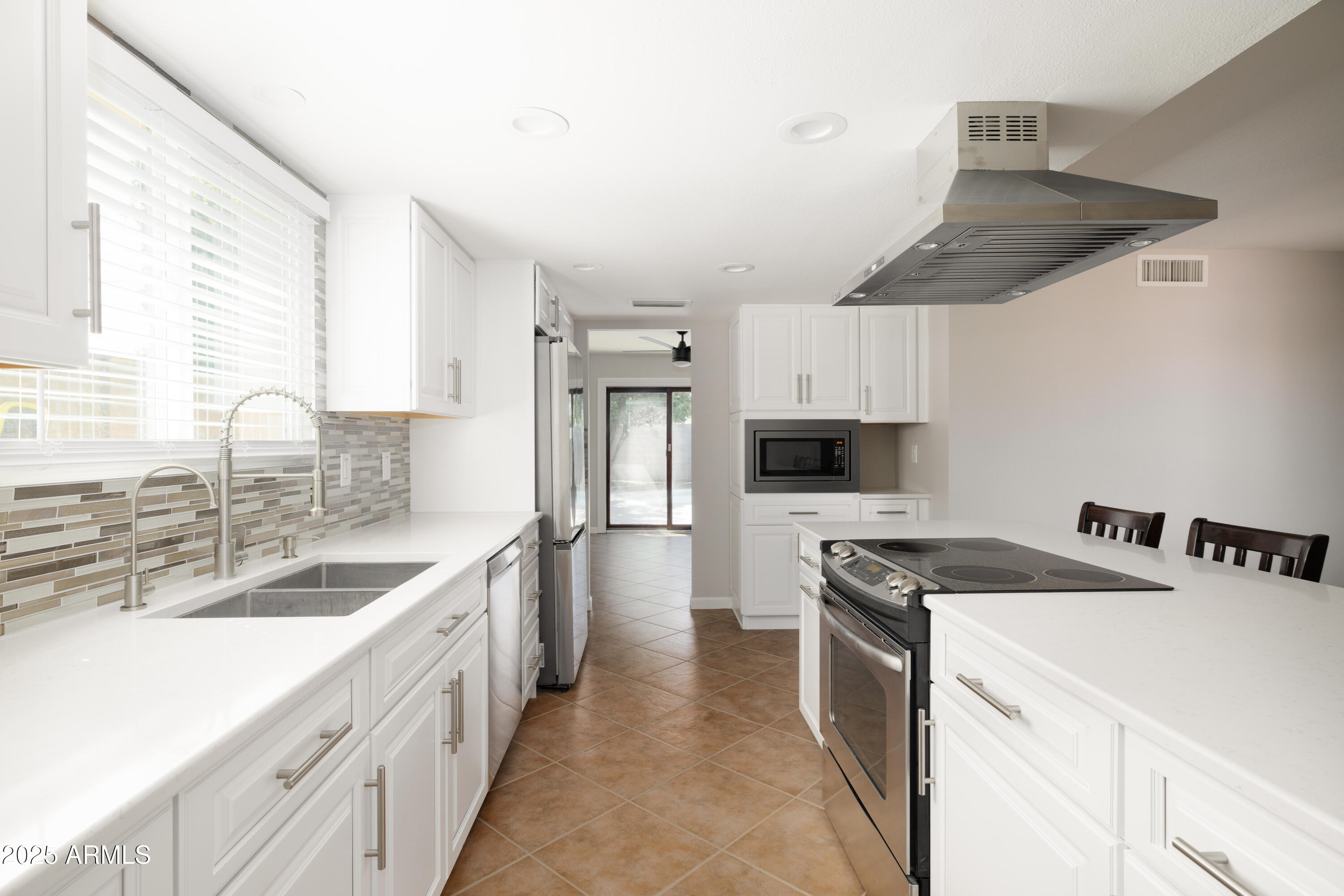 8643 E PALO VERDE Drive