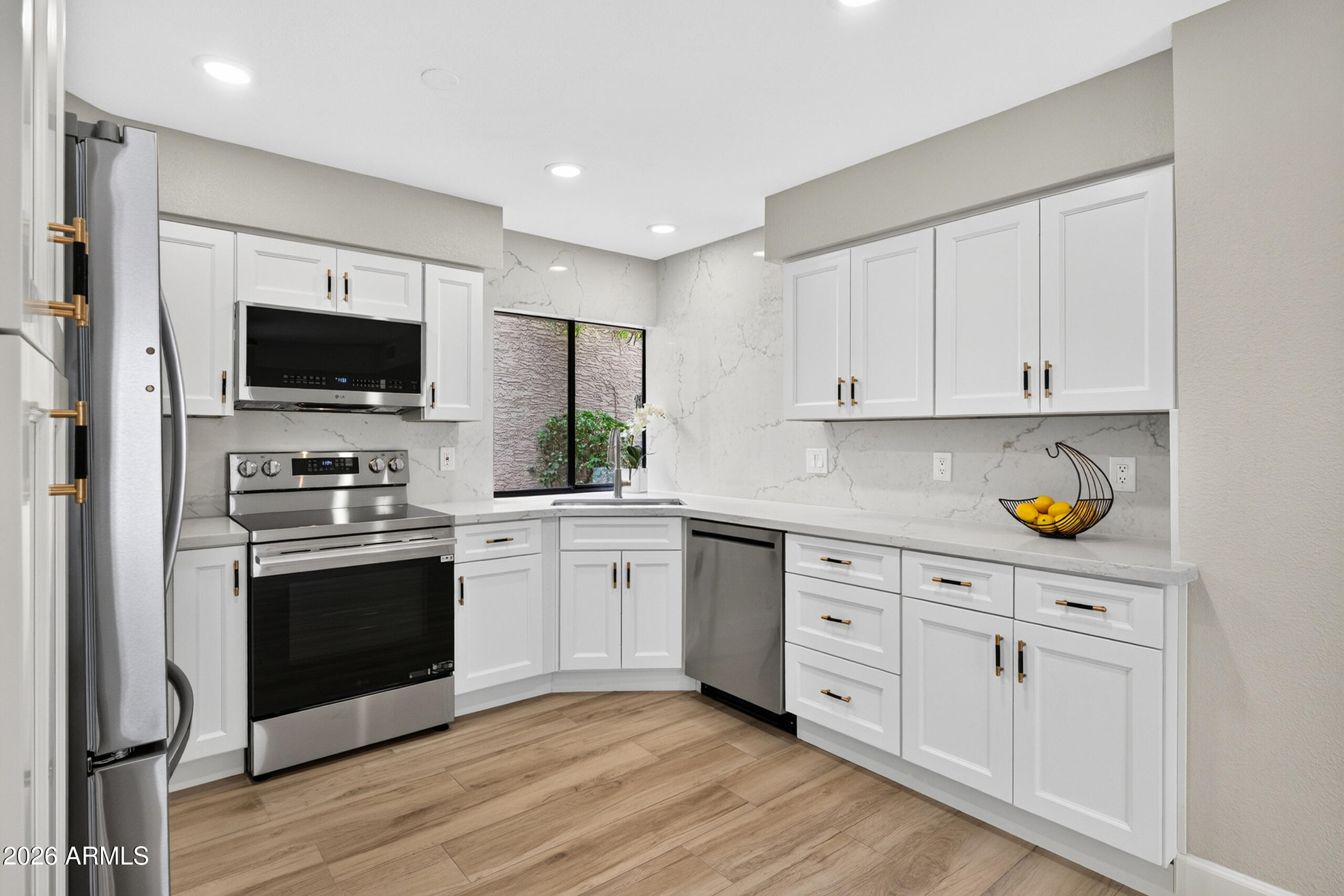 10061 E CALLE DE CIELO Circle