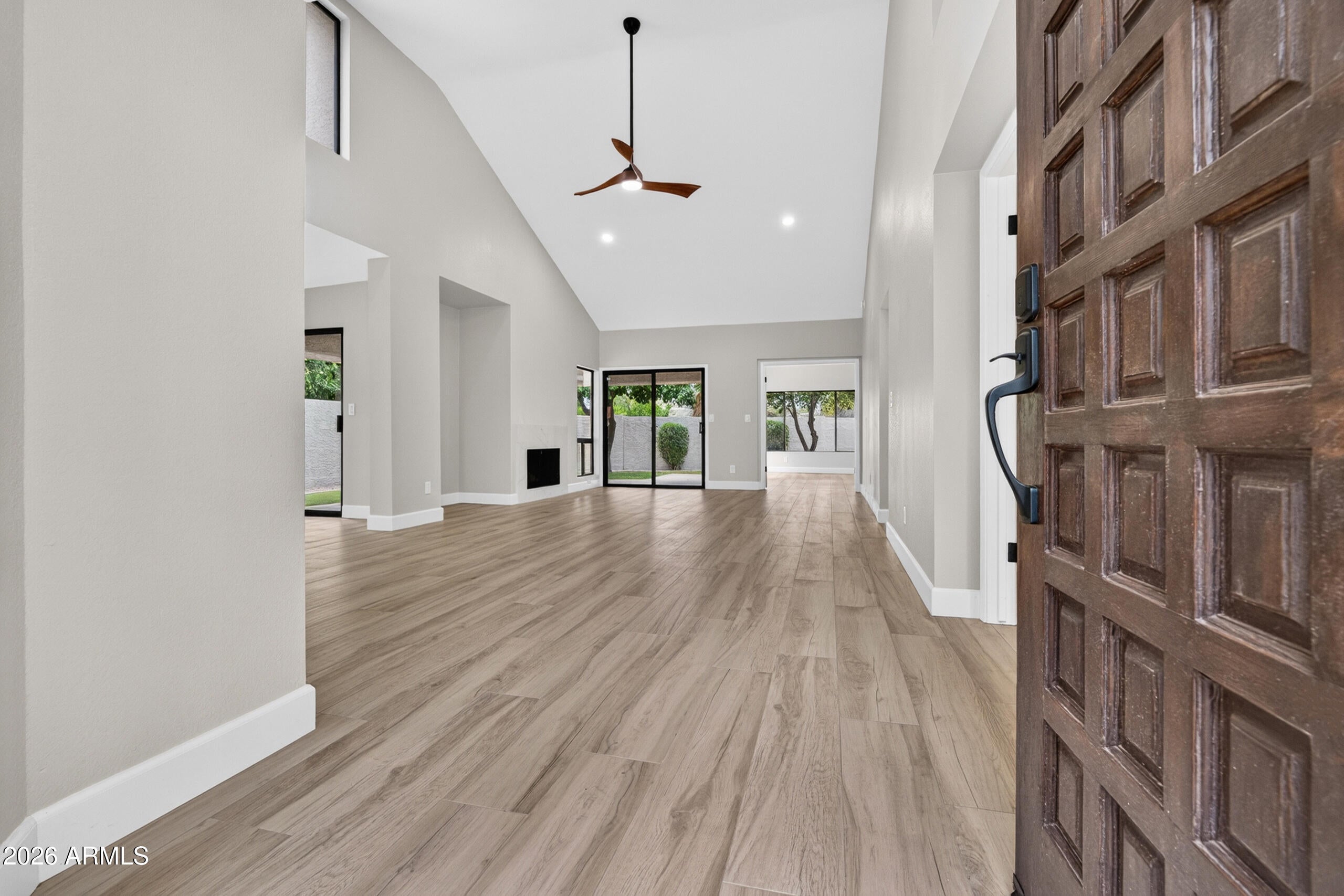 10061 E CALLE DE CIELO Circle