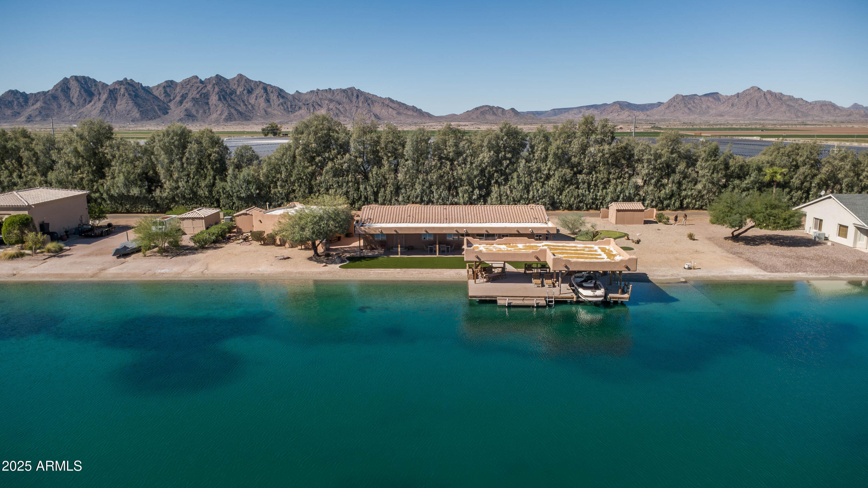 36444 S US HIGHWAY 85 -- 4