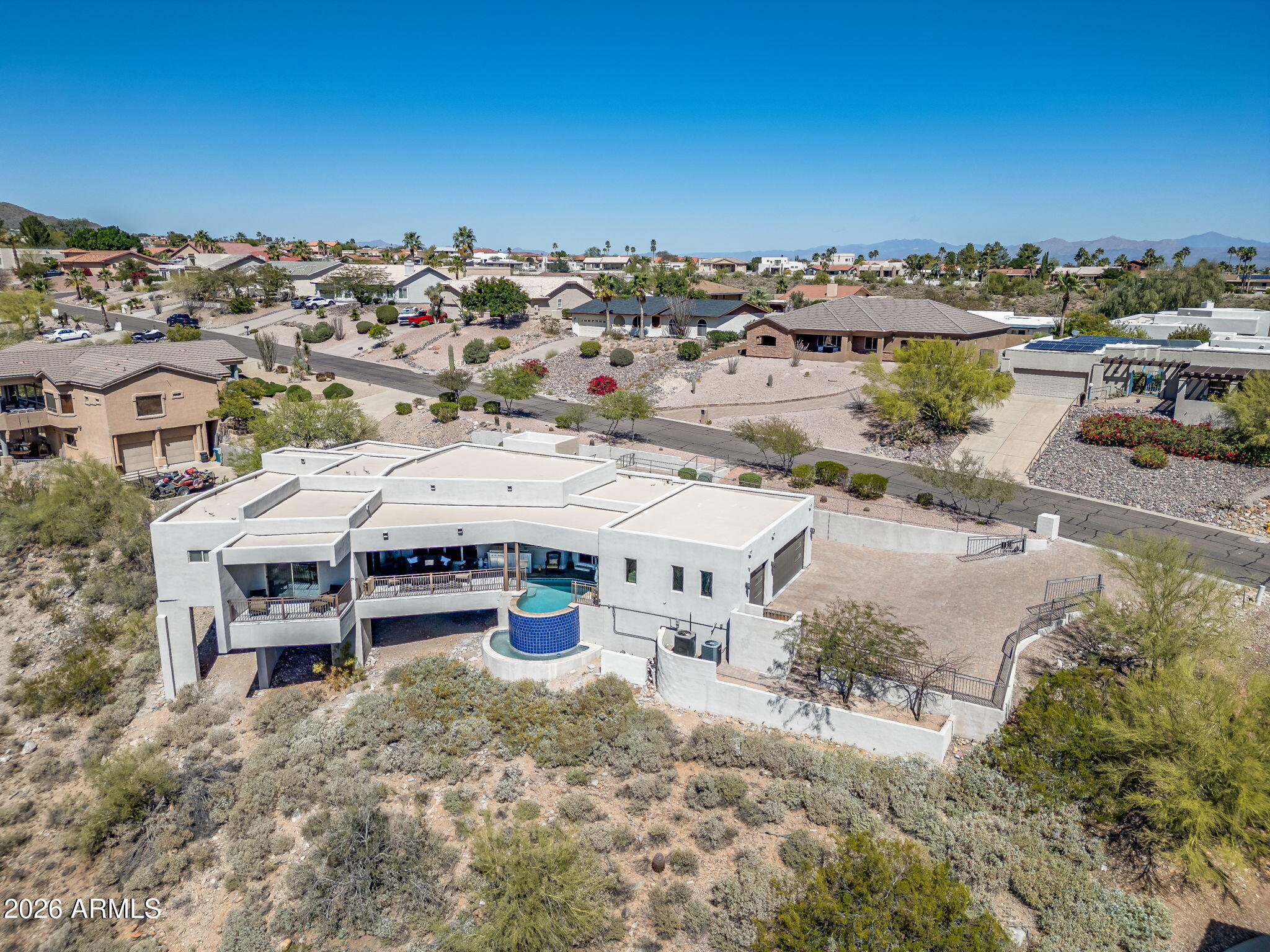 11010 N BUFFALO Drive