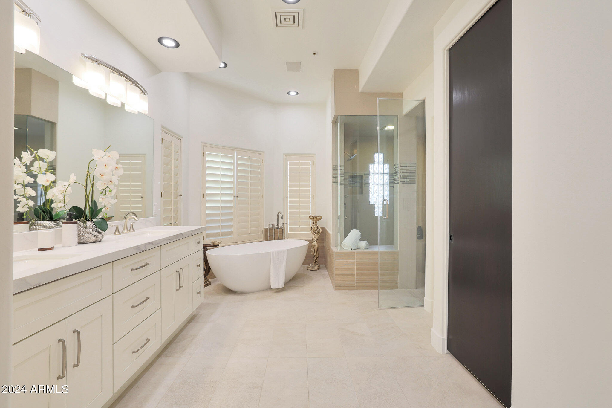 Scottsdale, Arizona 85255, United States, 3 Bedrooms Bedrooms, ,4 BathroomsBathrooms,Residential,Active,35880