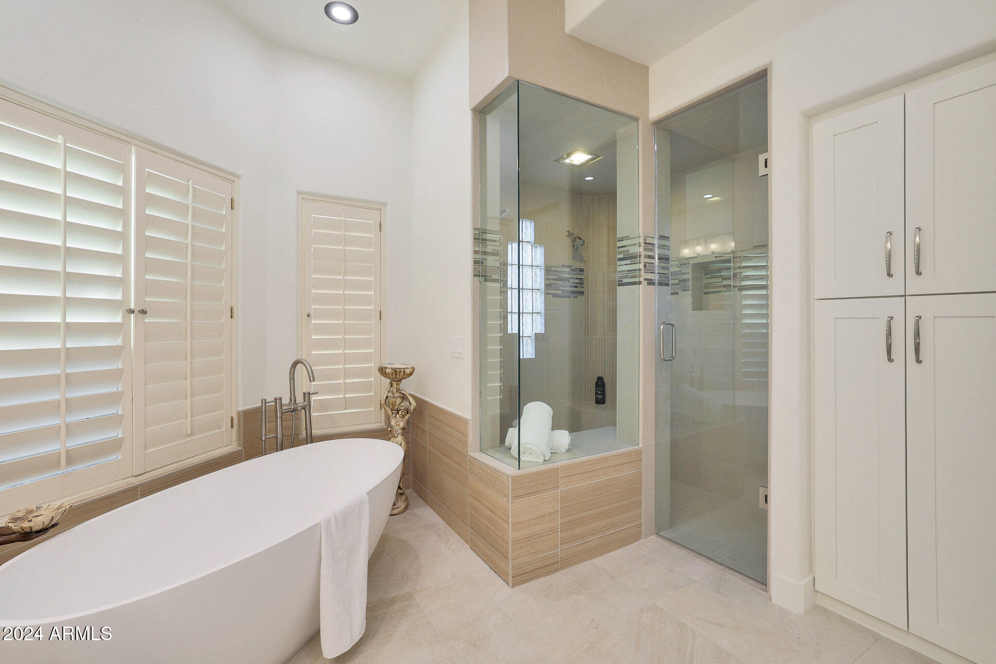 Scottsdale, Arizona 85255, United States, 3 Bedrooms Bedrooms, ,4 BathroomsBathrooms,Residential,Active,35880