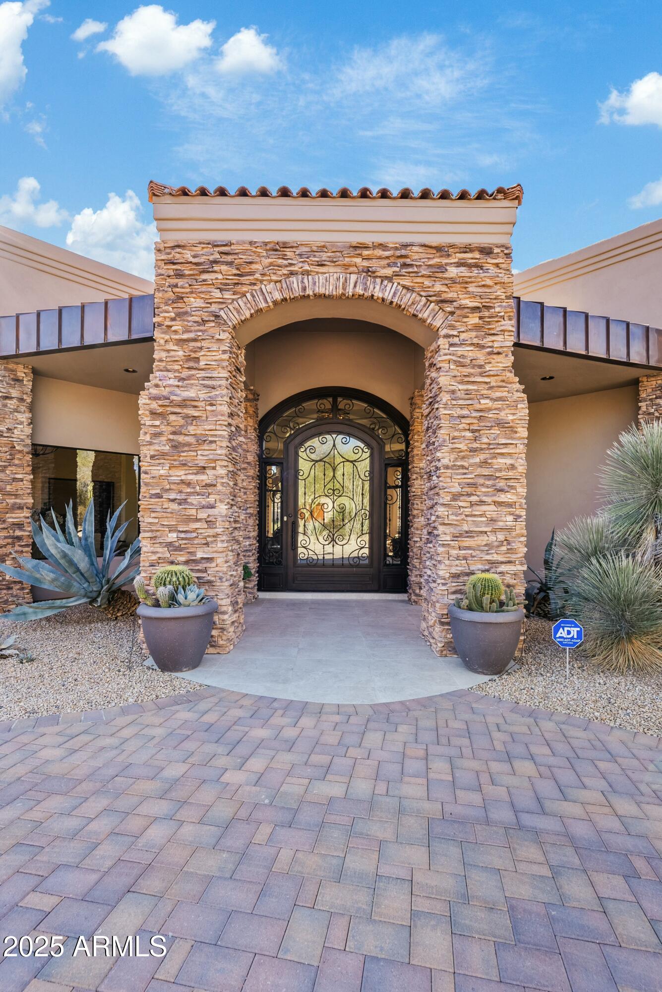 10801 E HAPPY VALLEY Road 27