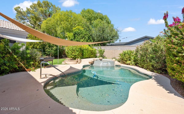 1426 E MCLELLAN BLVD, PHOENIX, AZ 85014 - Image c7ecd1e258b65108869bf81dfeb94d3a/1828993845