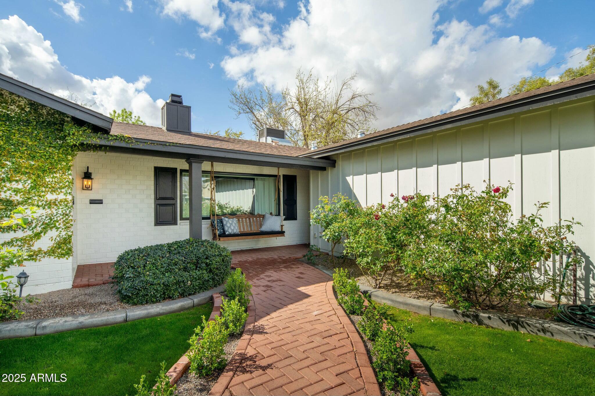 4331 E Avalon Drive