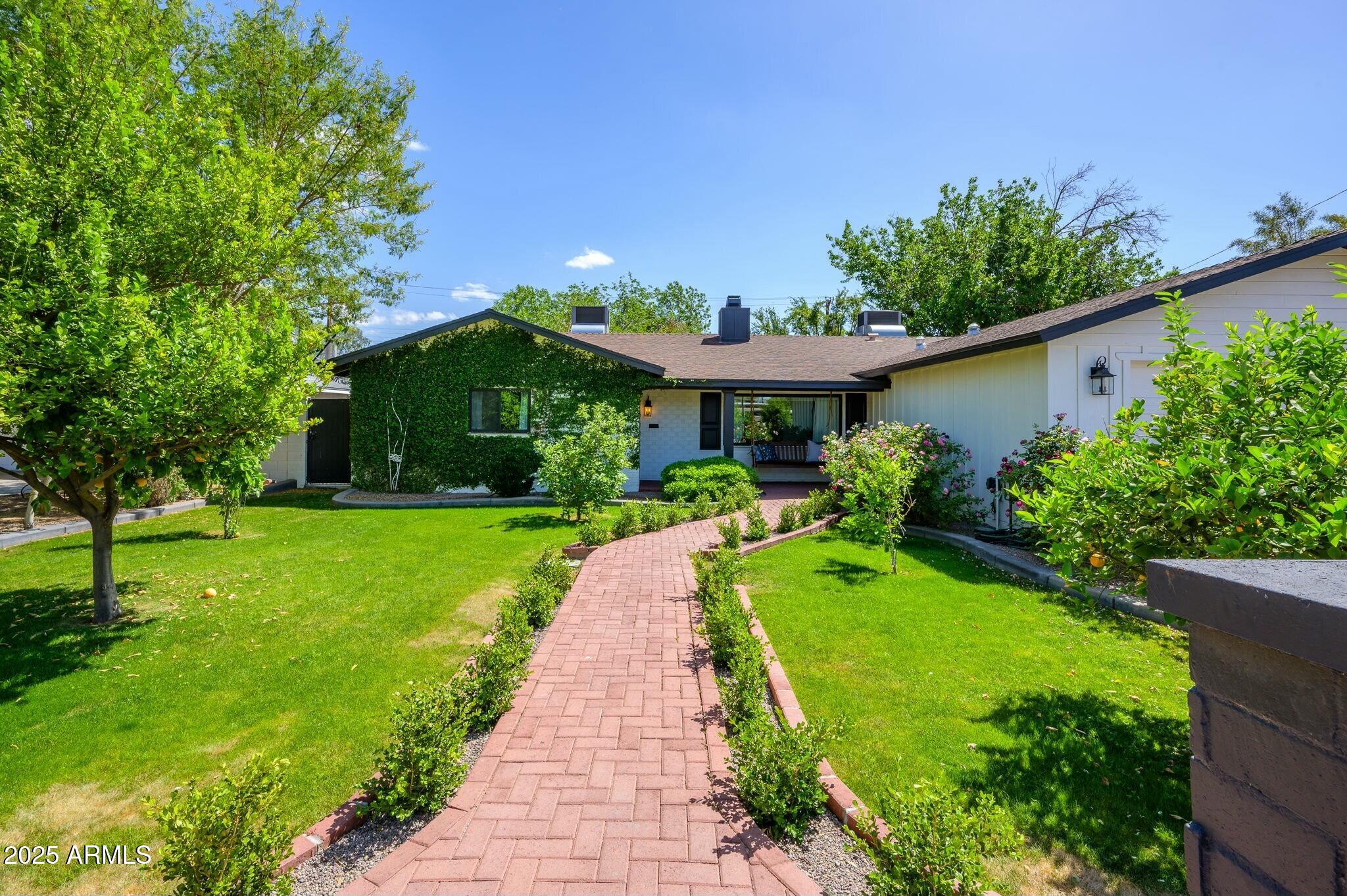 4331 E Avalon Drive