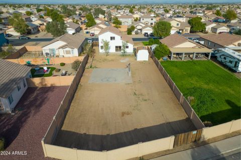 A home in El Mirage