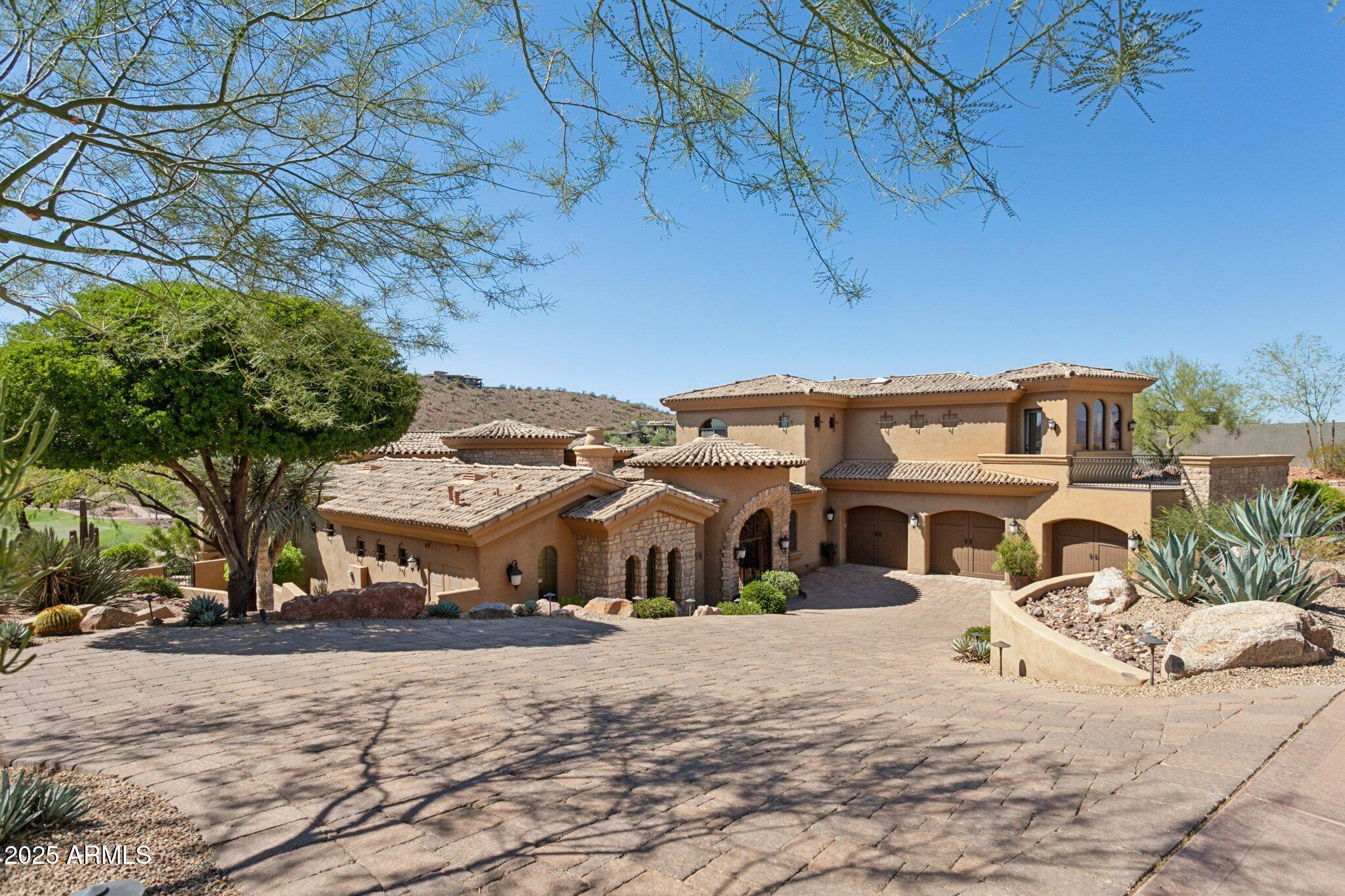 9132 N HORIZON Trail