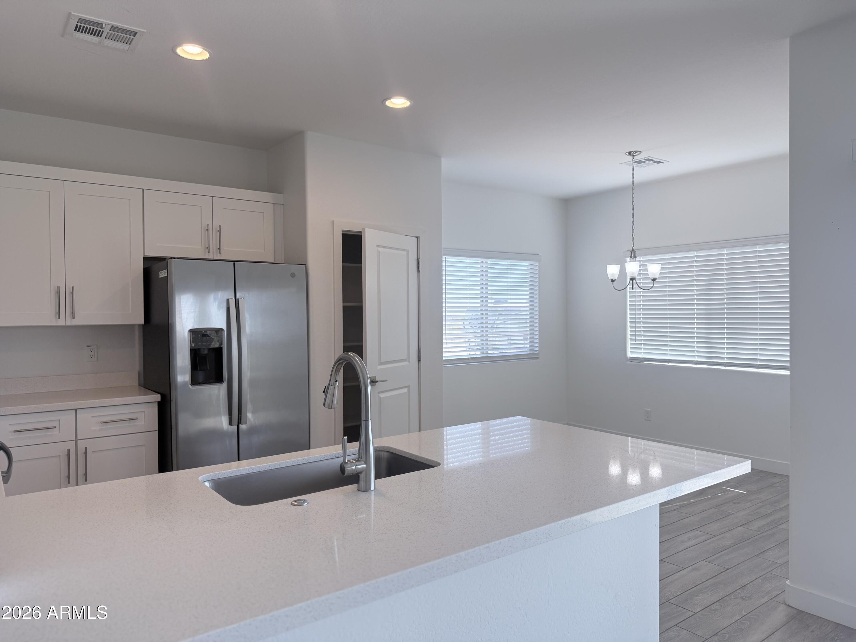 21333 W SLEEPY RANCH Road