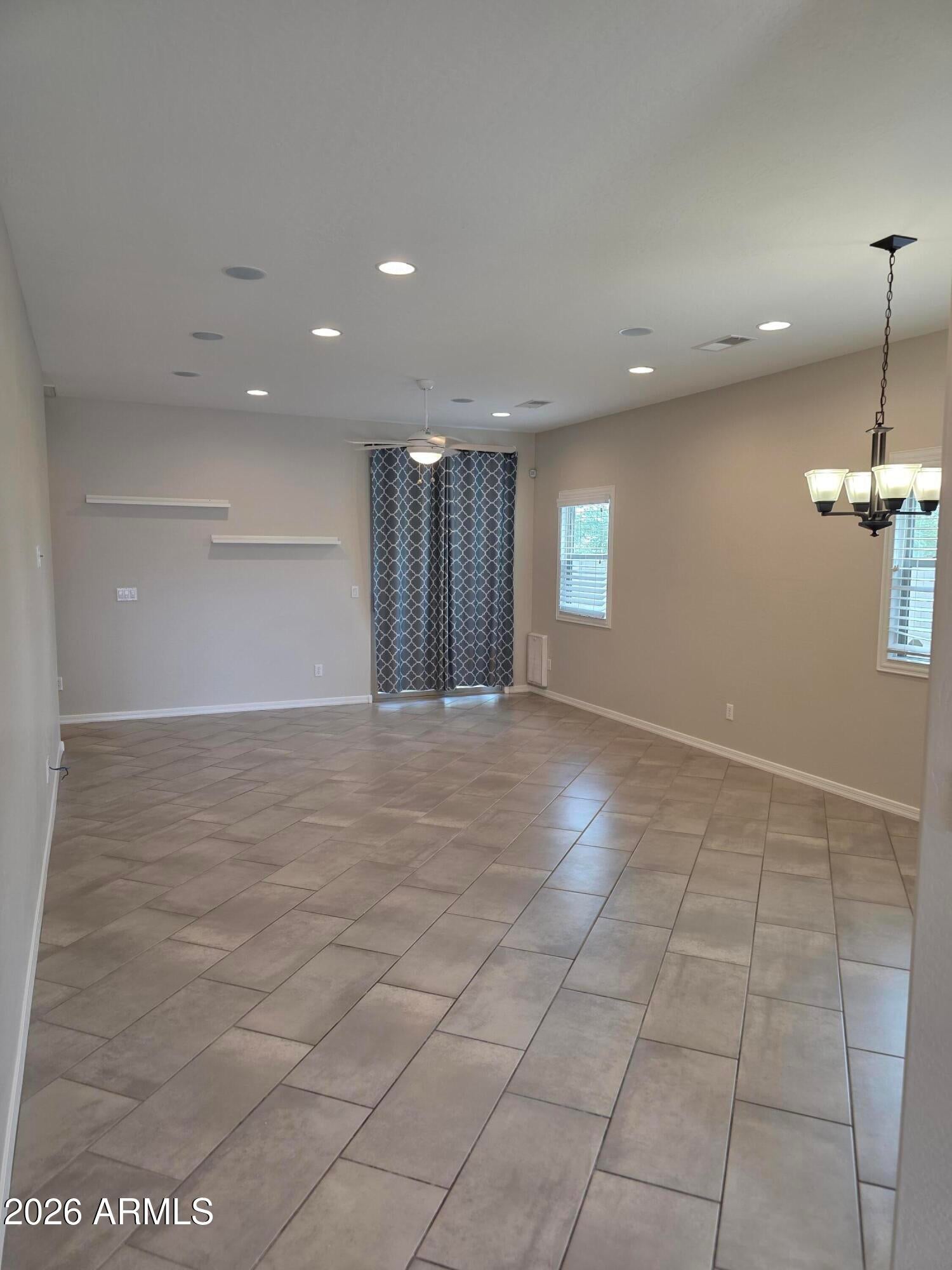 1941 W STAGECOACH Street