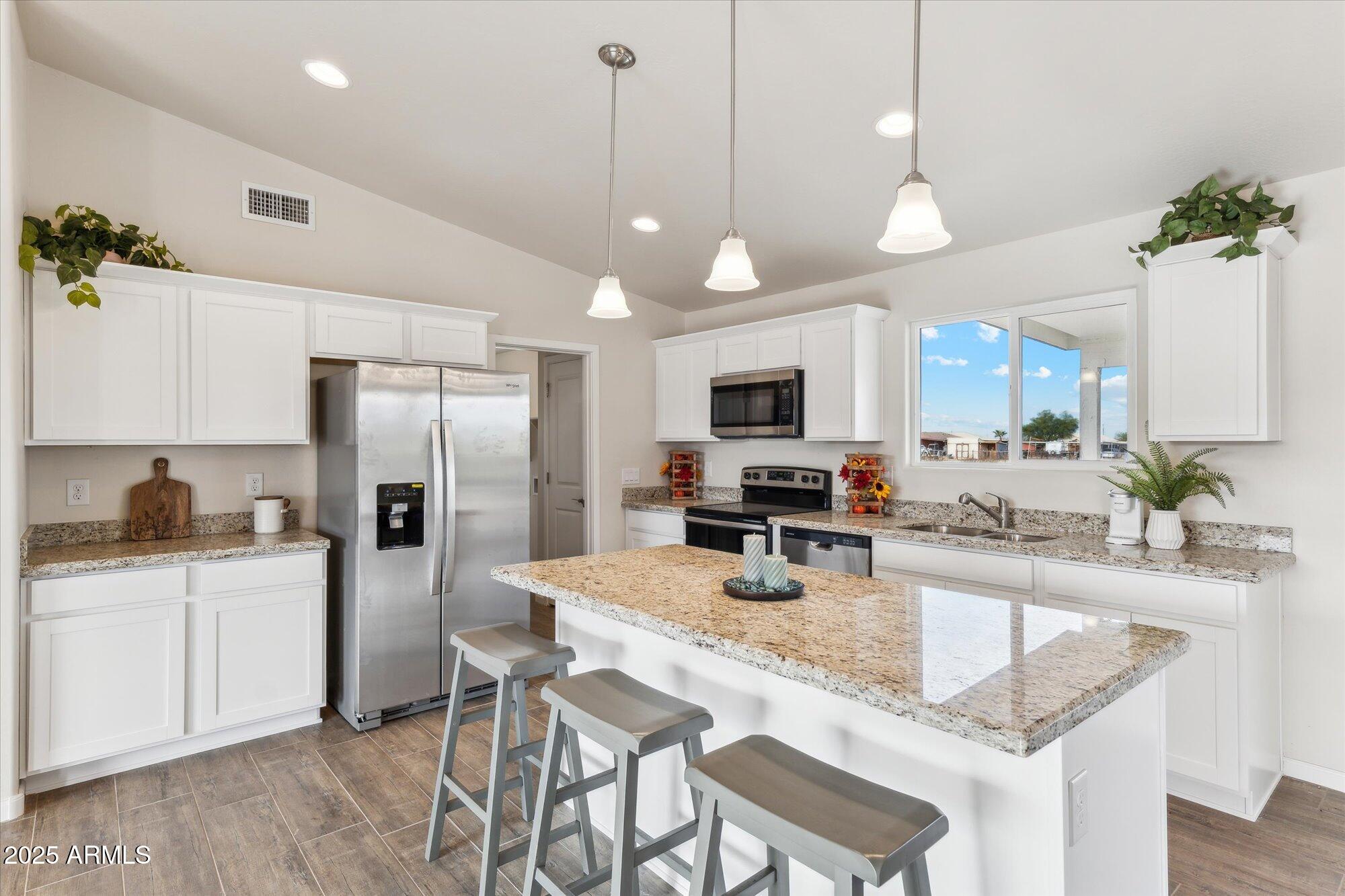 19462 W Birchwood Place