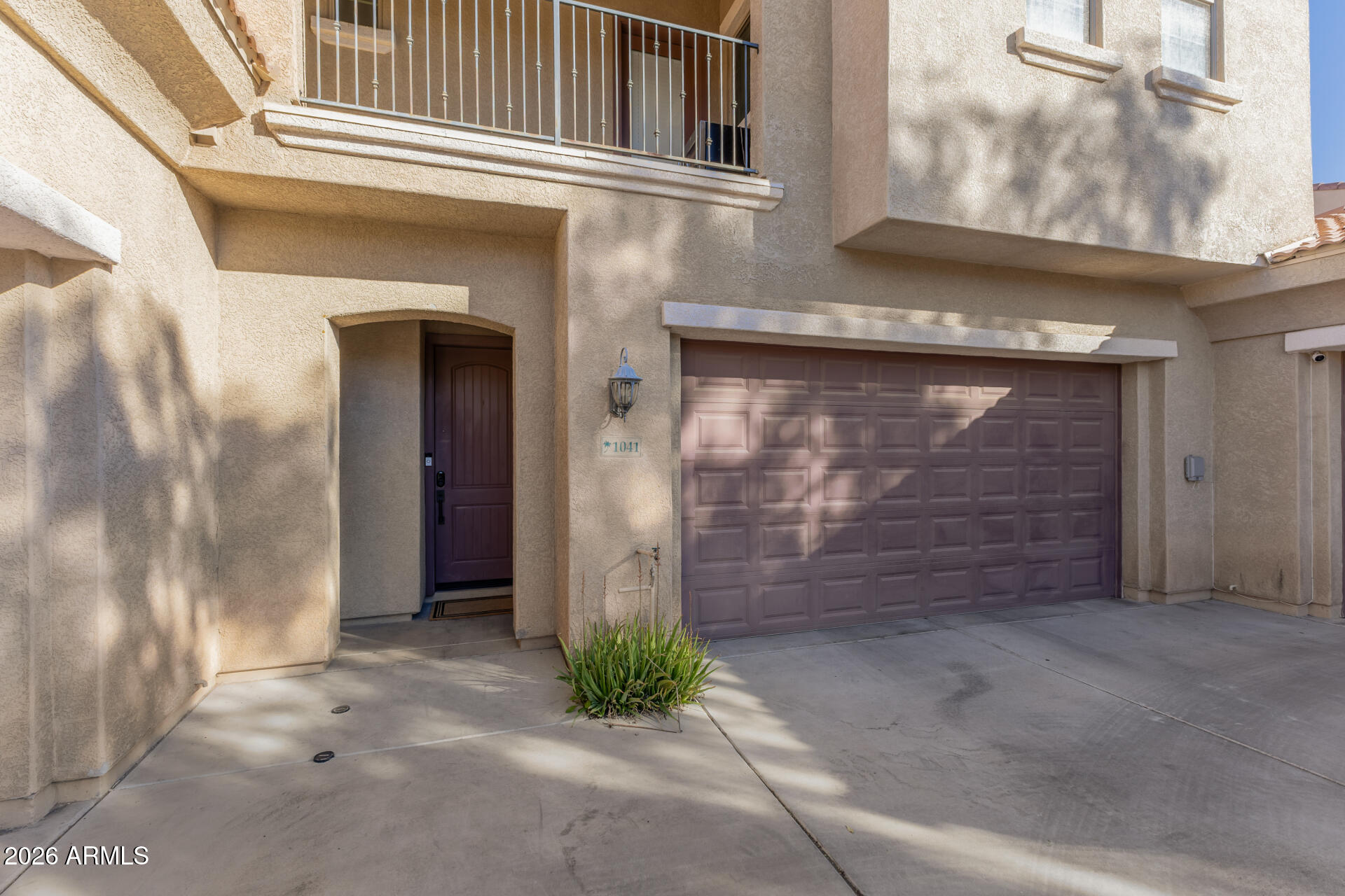 1367 S COUNTRY CLUB Drive 1041