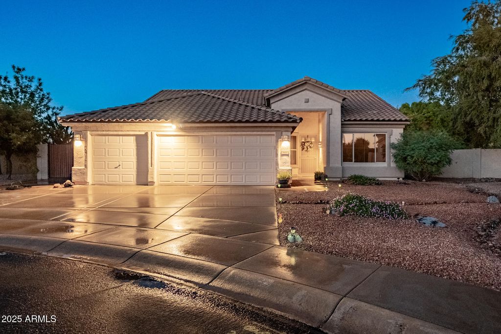 Photo of 19415 N 61st Lane, Glendale, AZ 85308 (MLS # 6934287)