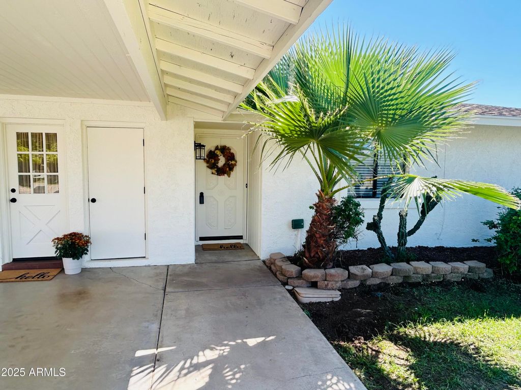 Photo of 323 W Olive Avenue, Gilbert, AZ 85233 (MLS # 6923706)