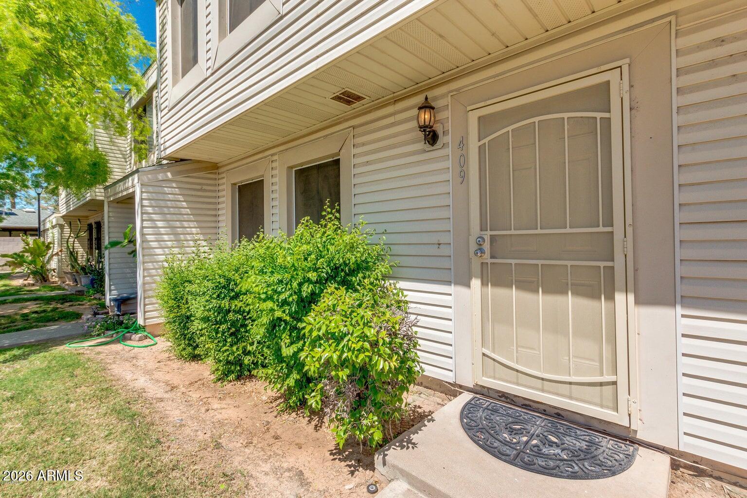 409 E WOODMAN Drive