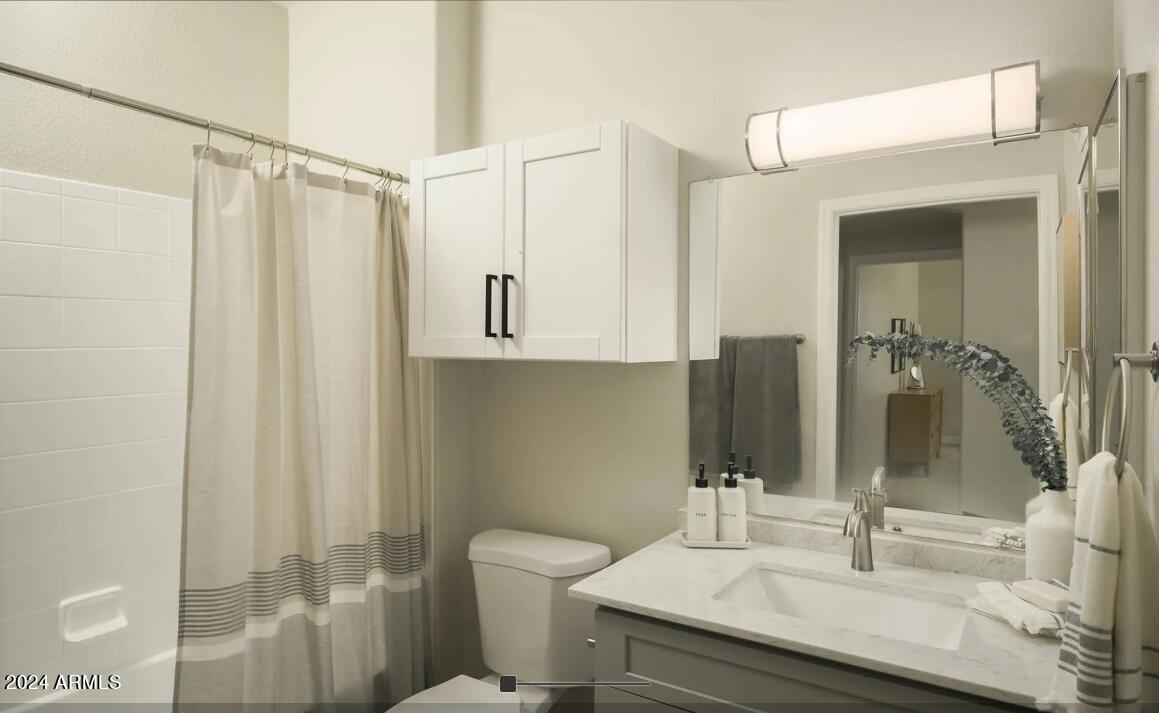 10 W MINNEZONA Avenue 1