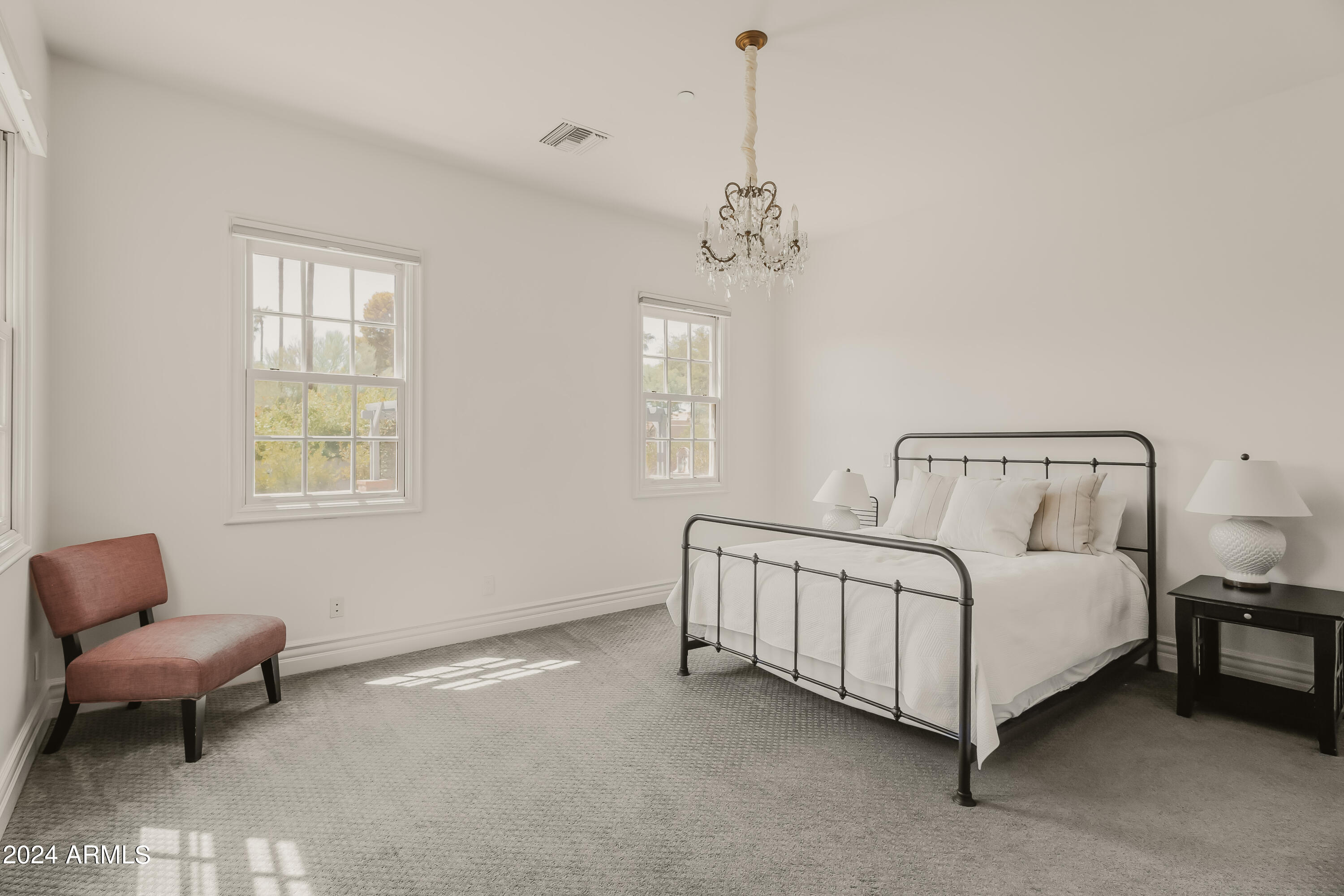 ARCADIA MANORS - Residential