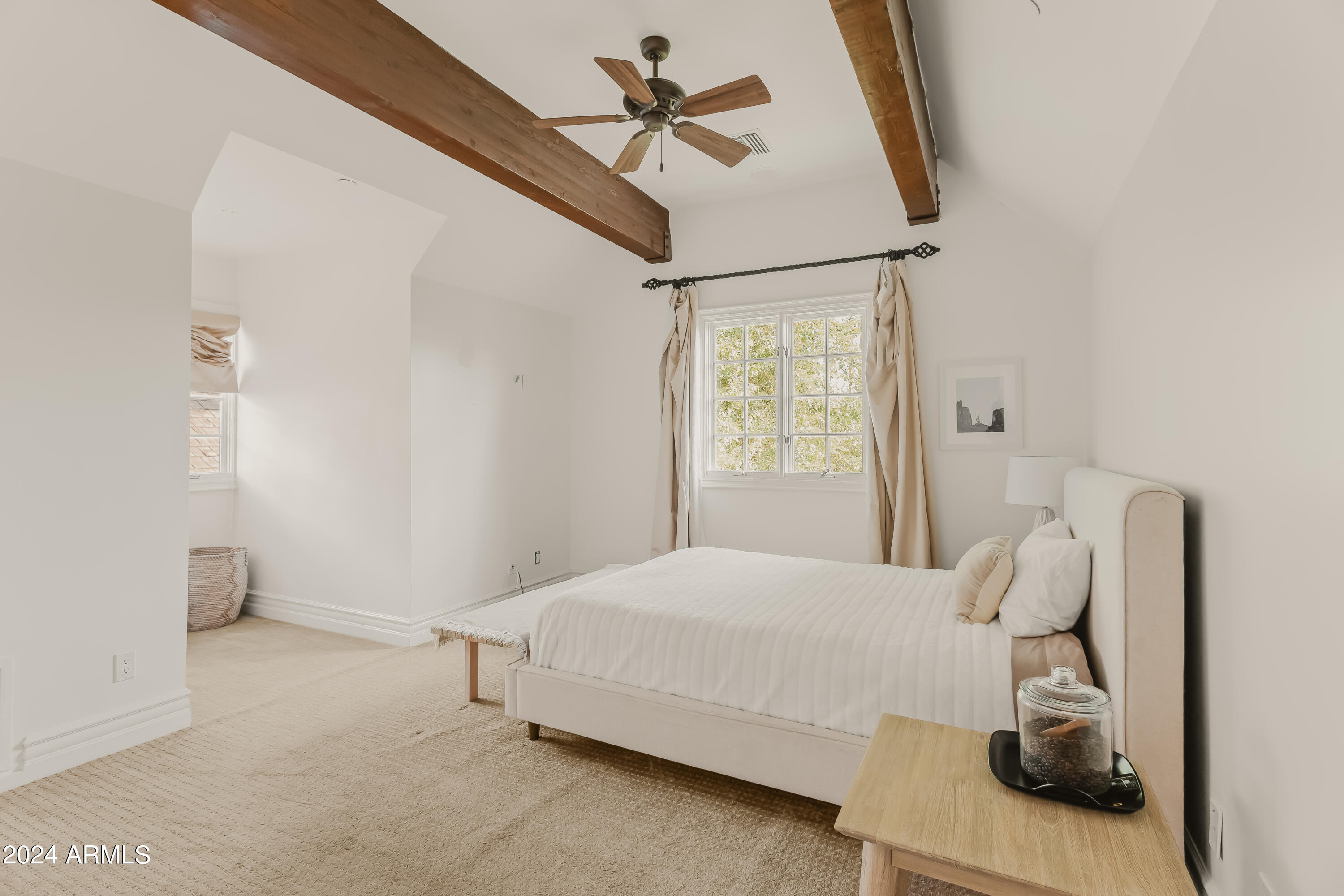 ARCADIA MANORS - Residential