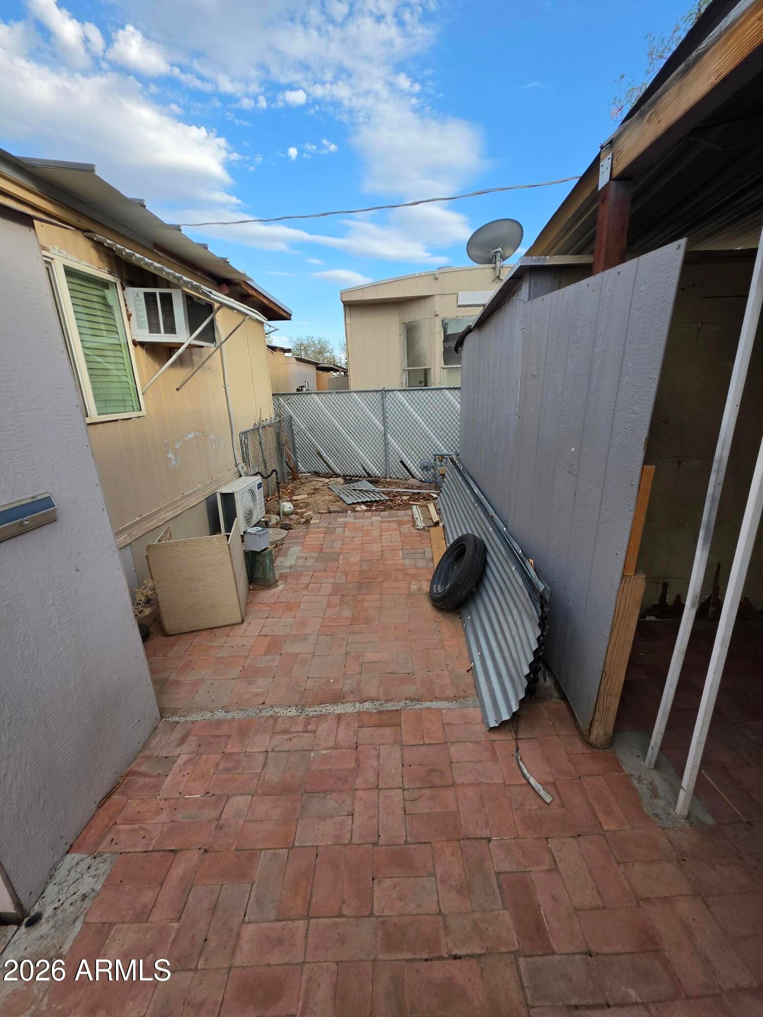 5207 N BLACK CANYON Highway 48