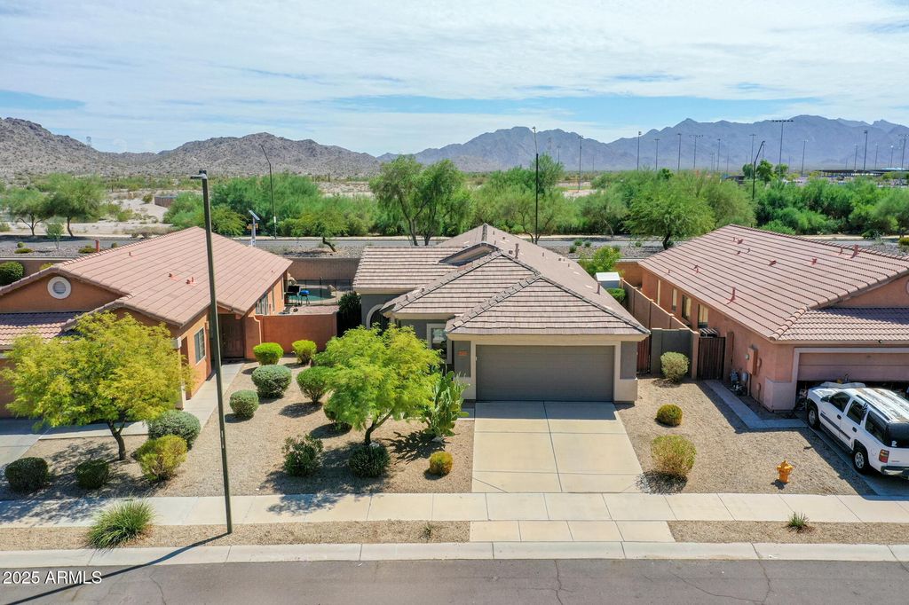 Photo of 12721 S 175th Avenue, Goodyear, AZ 85338 (MLS # 6913392)