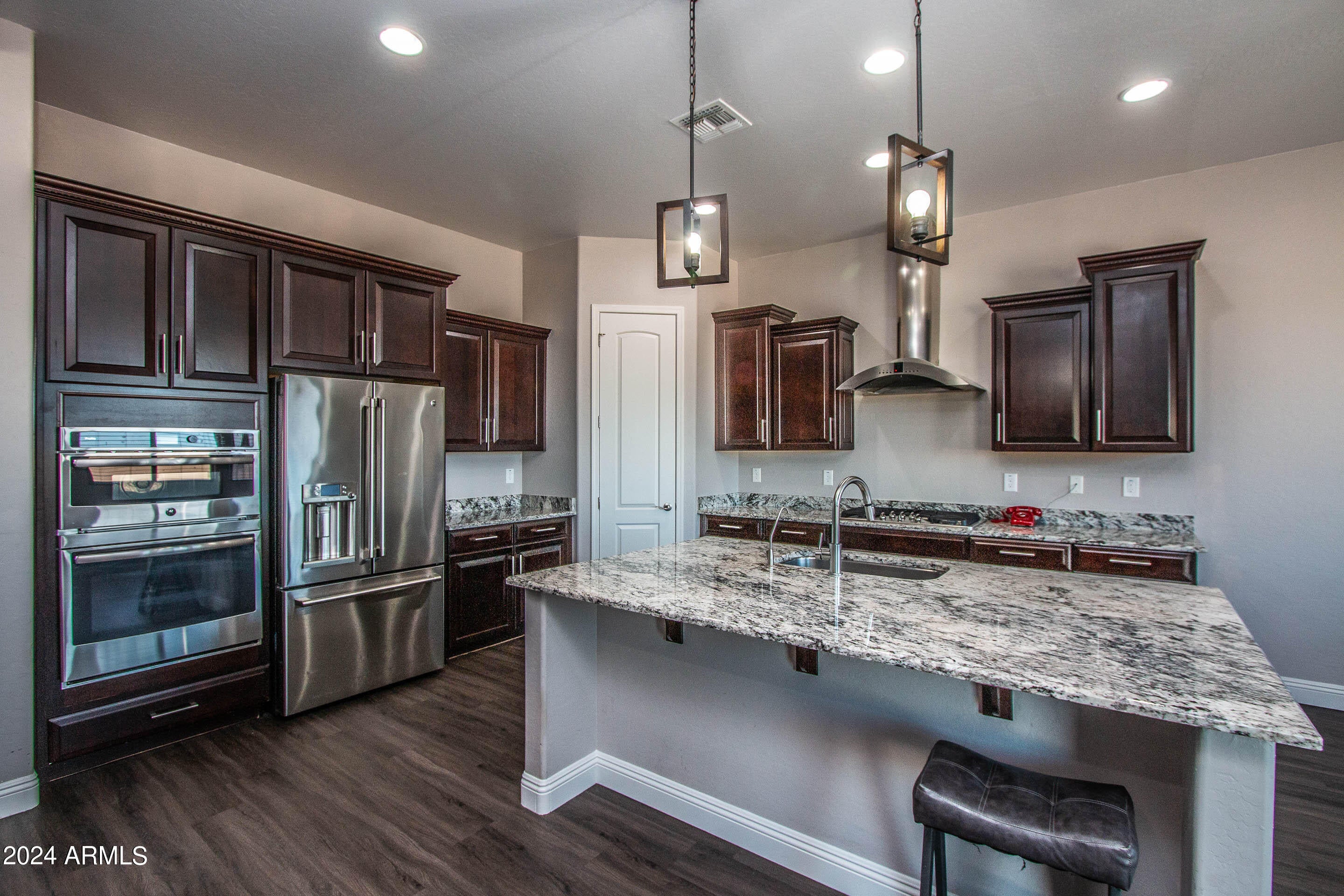 43856 N HUDSON Trail