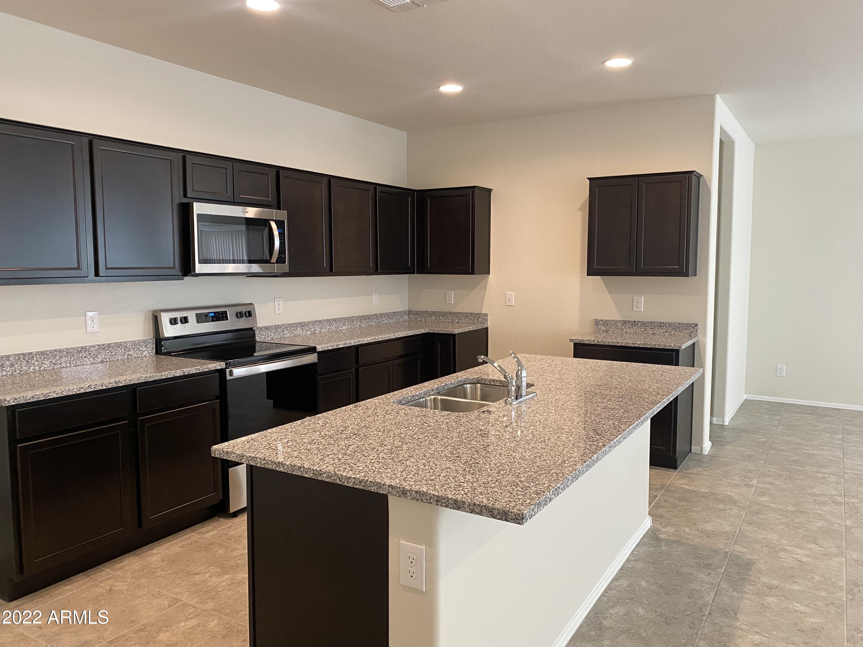 1088 W SAND CANYON Court