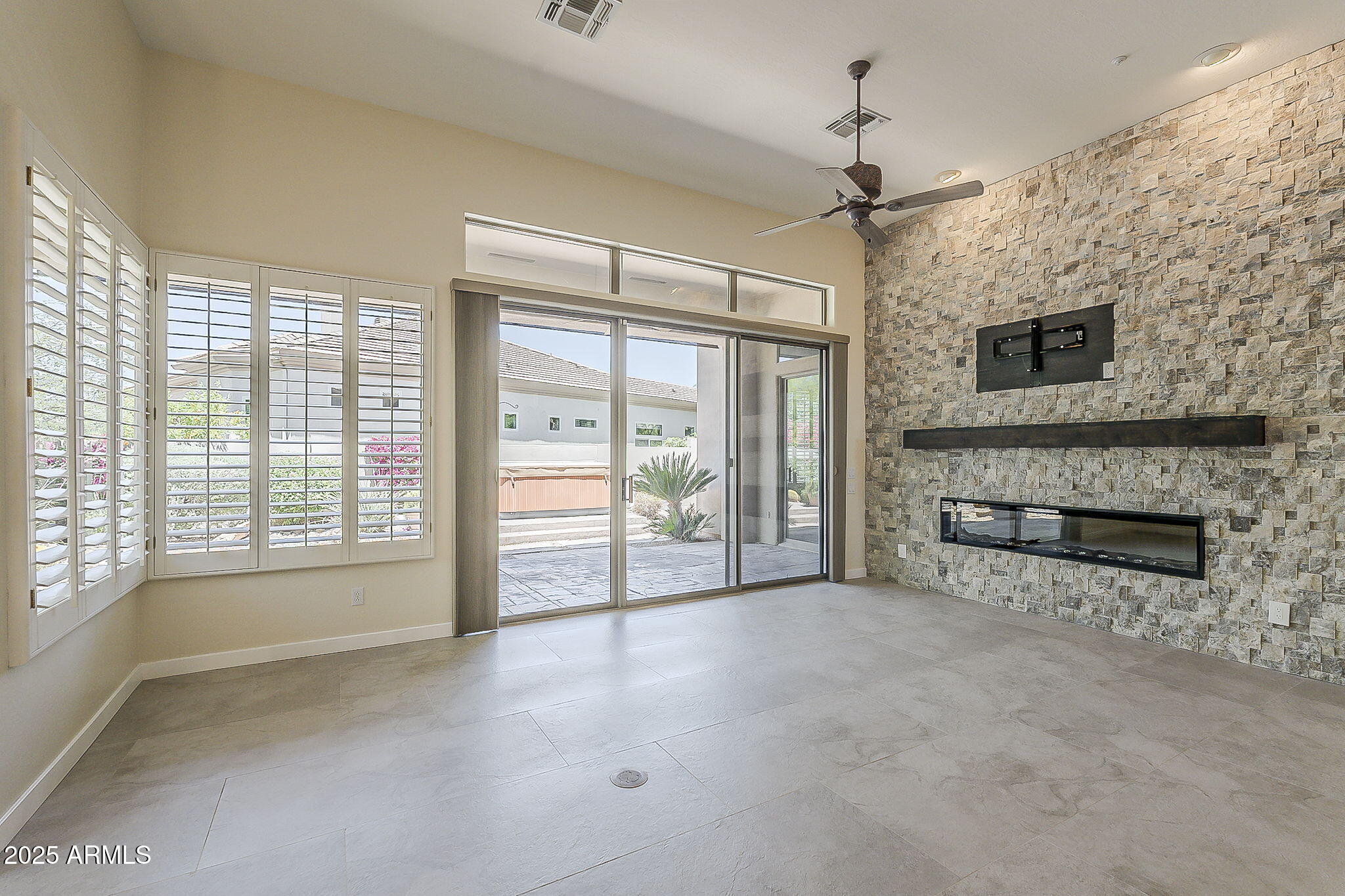 9562 E CAVALRY Drive