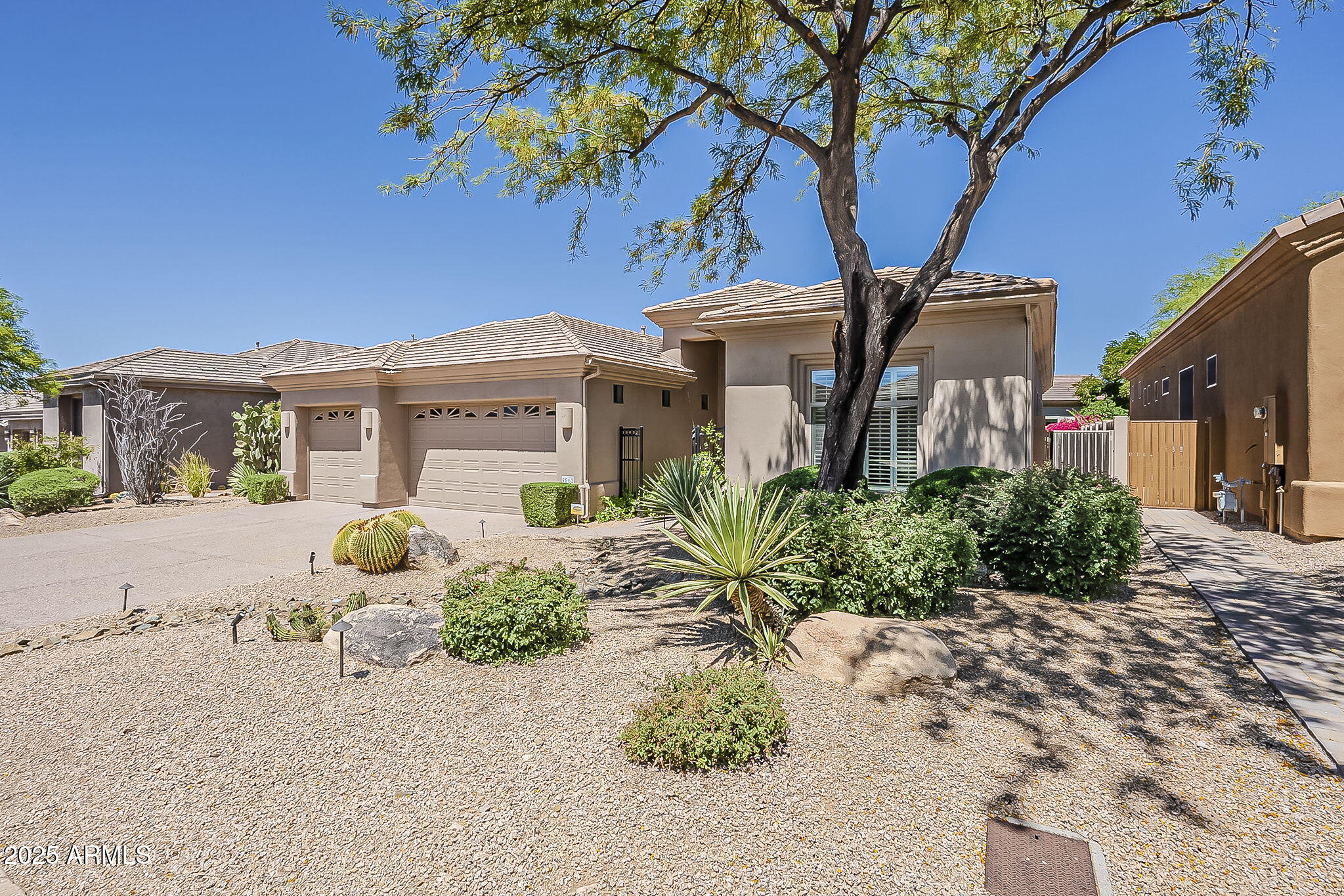 9562 E CAVALRY Drive
