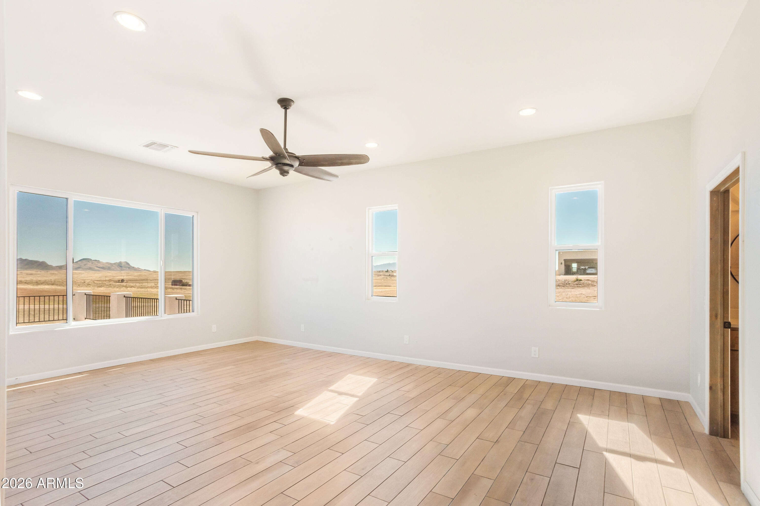 STAR VIEW ESTATES - Residential