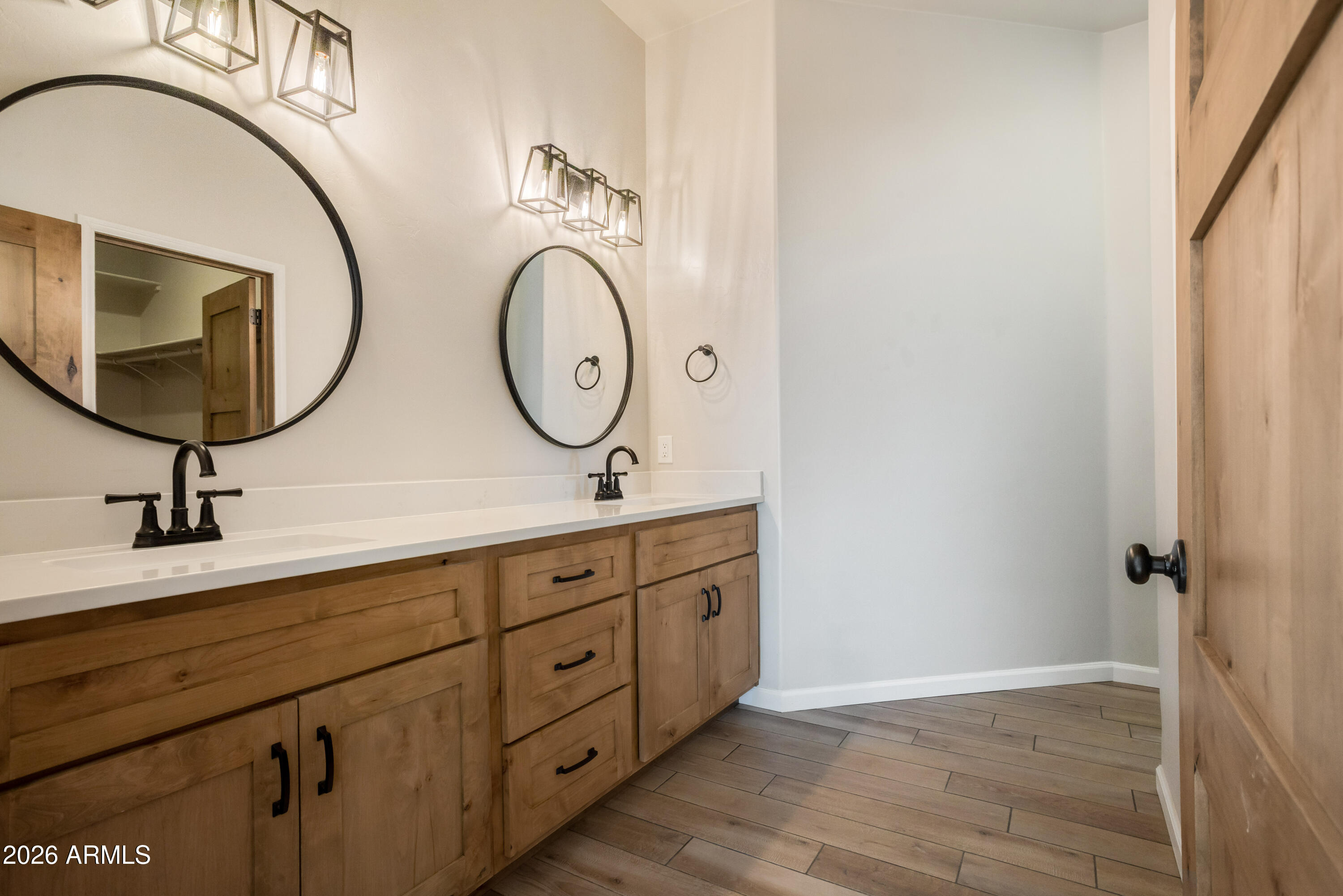 STAR VIEW ESTATES - Residential