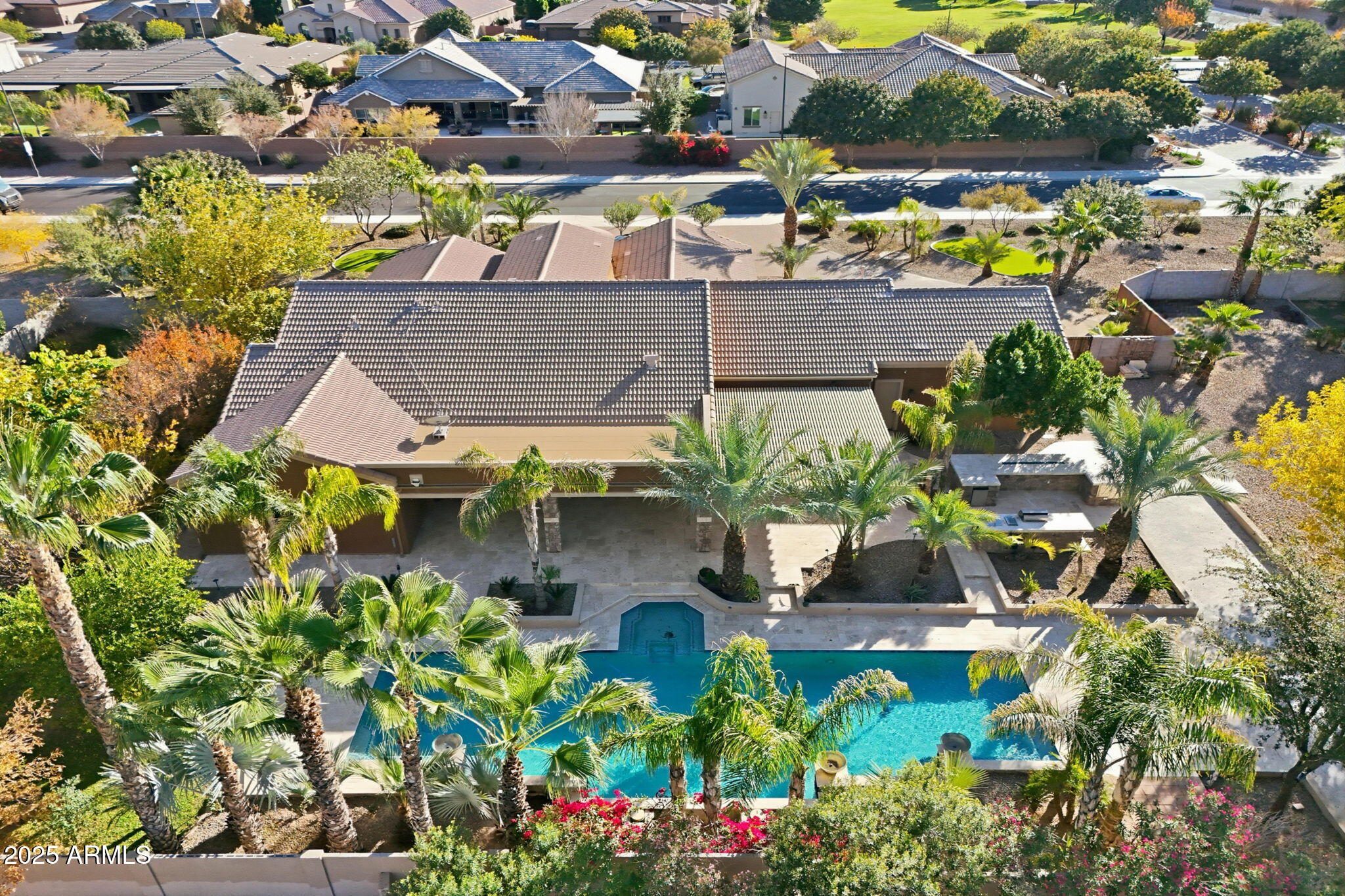 2218 E BROOKS FARM Road