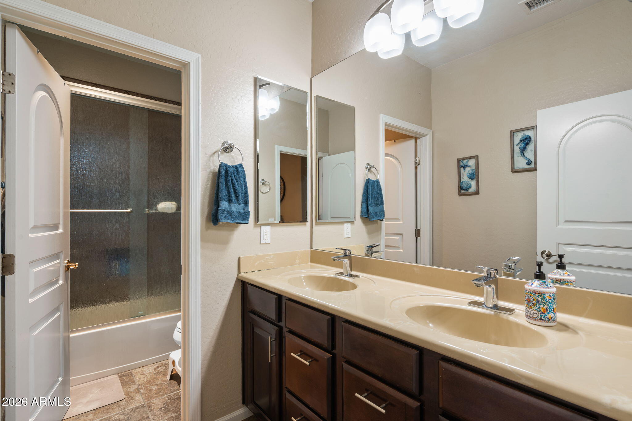 Phoenix, Arizona, 85050, United States, 5 Bedrooms Bedrooms, ,5 BathroomsBathrooms,Residential,Active,2020989