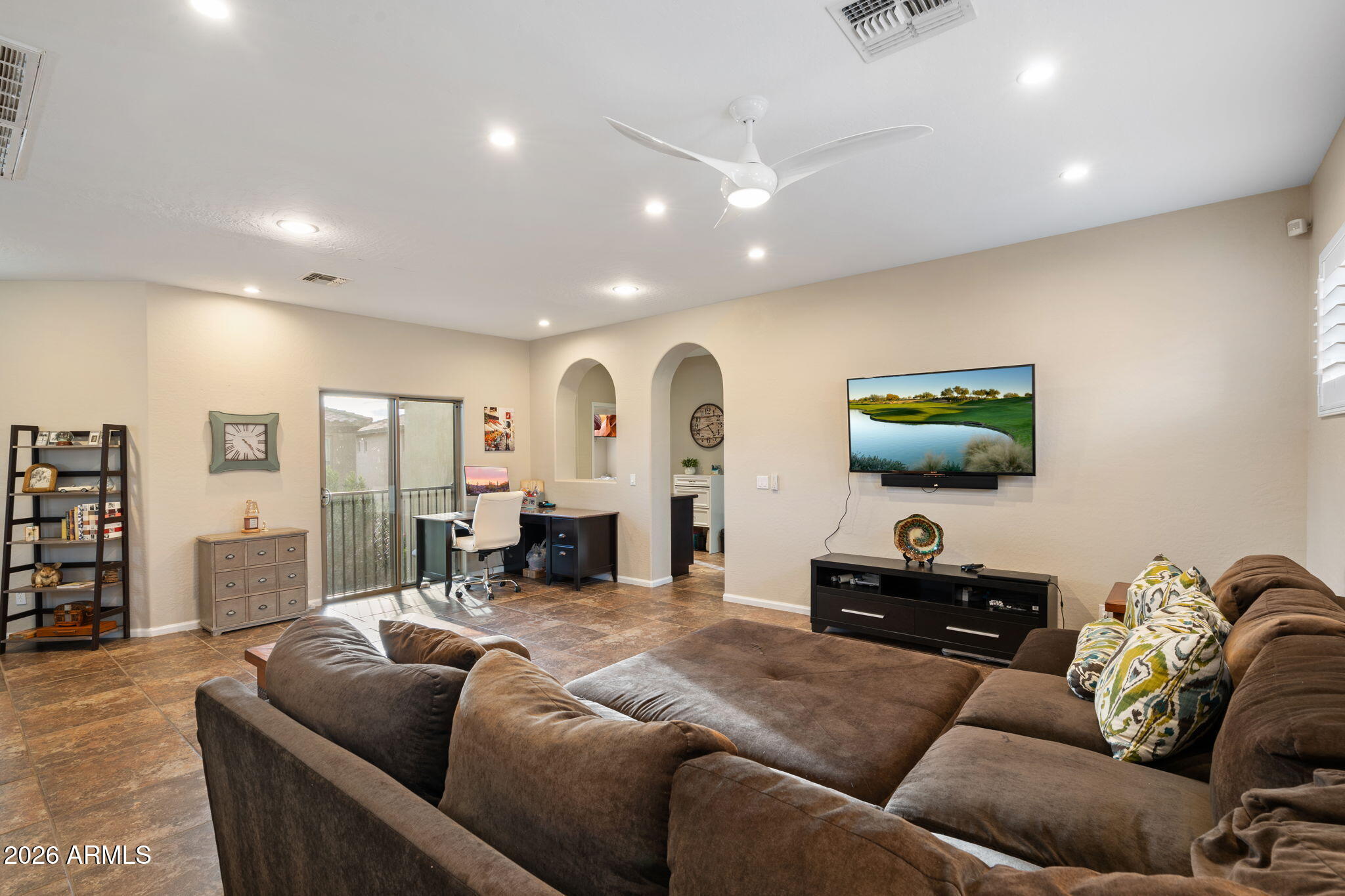 Phoenix, Arizona, 85050, United States, 5 Bedrooms Bedrooms, ,5 BathroomsBathrooms,Residential,Active,2020989